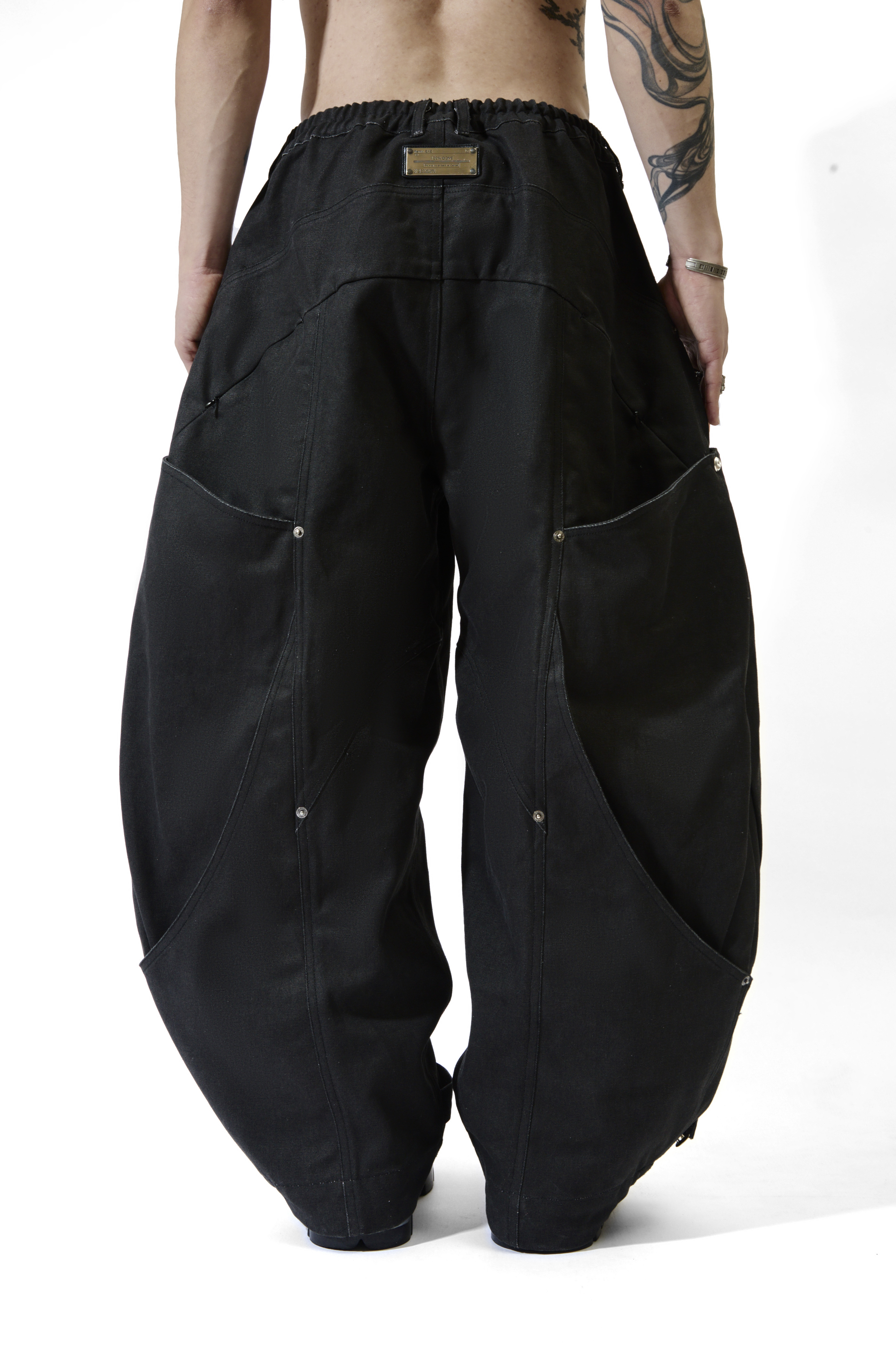 REMIX "Baggy Jeans" (Canvas)