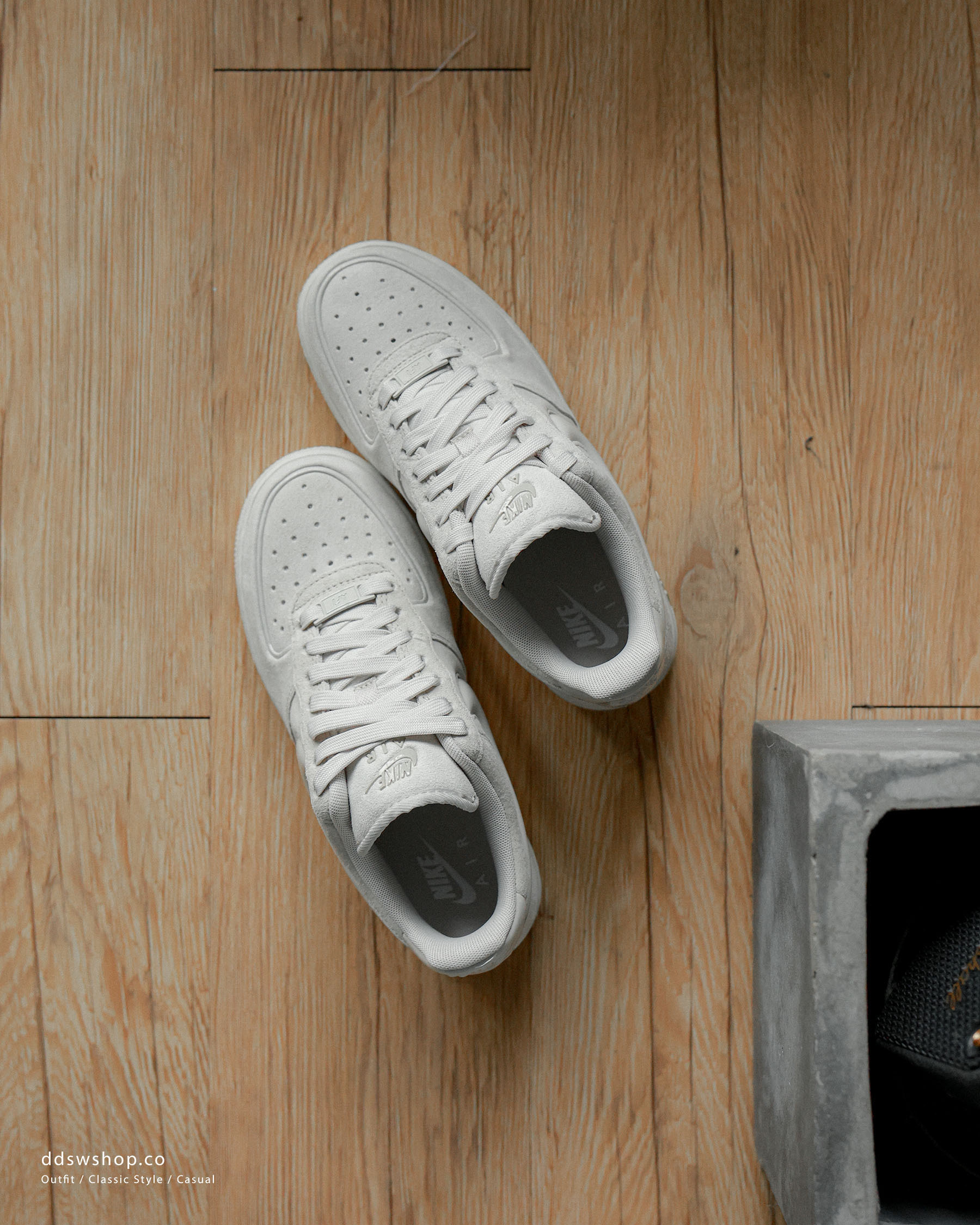 "代購" NIKE AIR FORCE 1 AF1 米灰 絨面 女鞋 HV4406-001