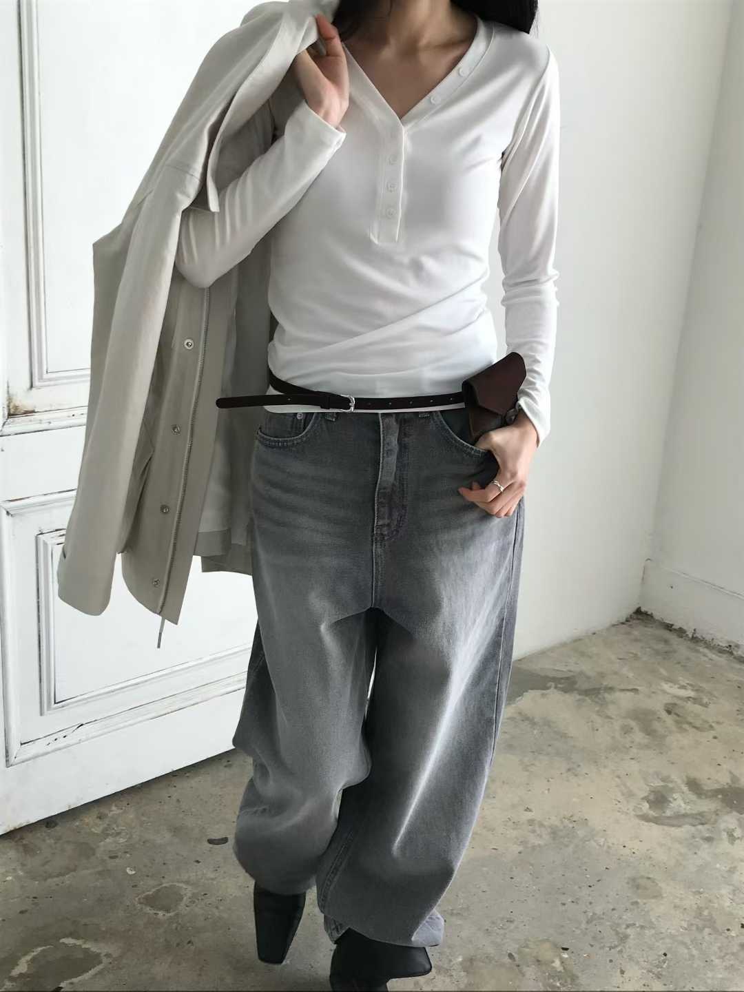 A08-煙灰色刷白直筒牛仔褲