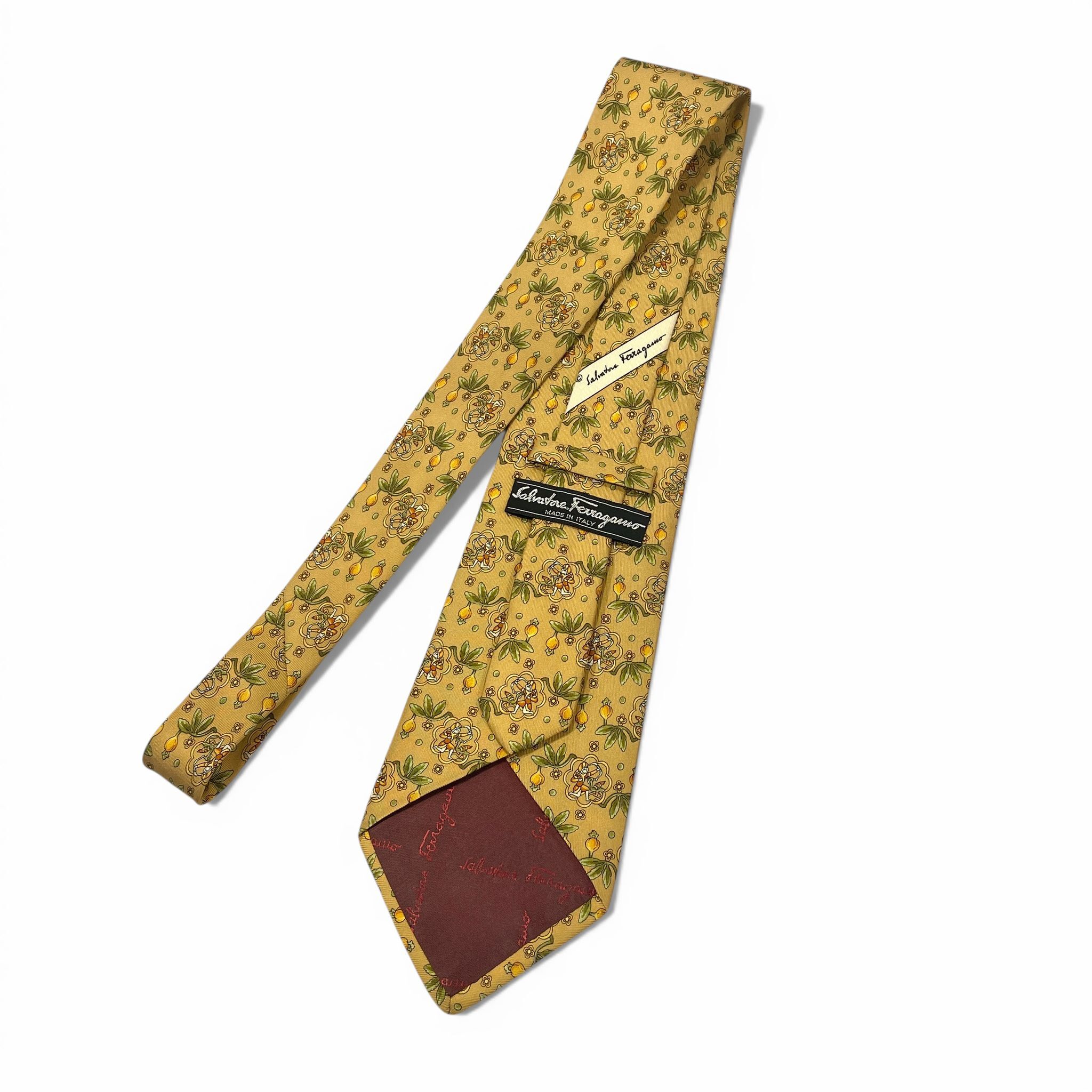全新FERAGAMO TIE 7CM 真絲 黃色印花圖案 #菲拉格幕領呔 #BRAND NEW#香榭站正品