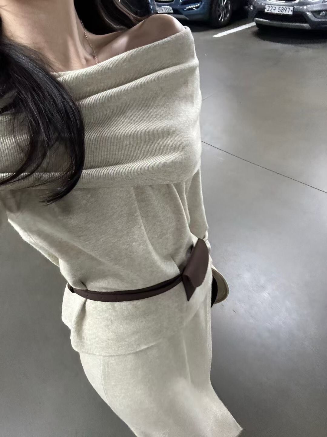 反摺露肩一字領上衣+同色系長裙SET / 2色