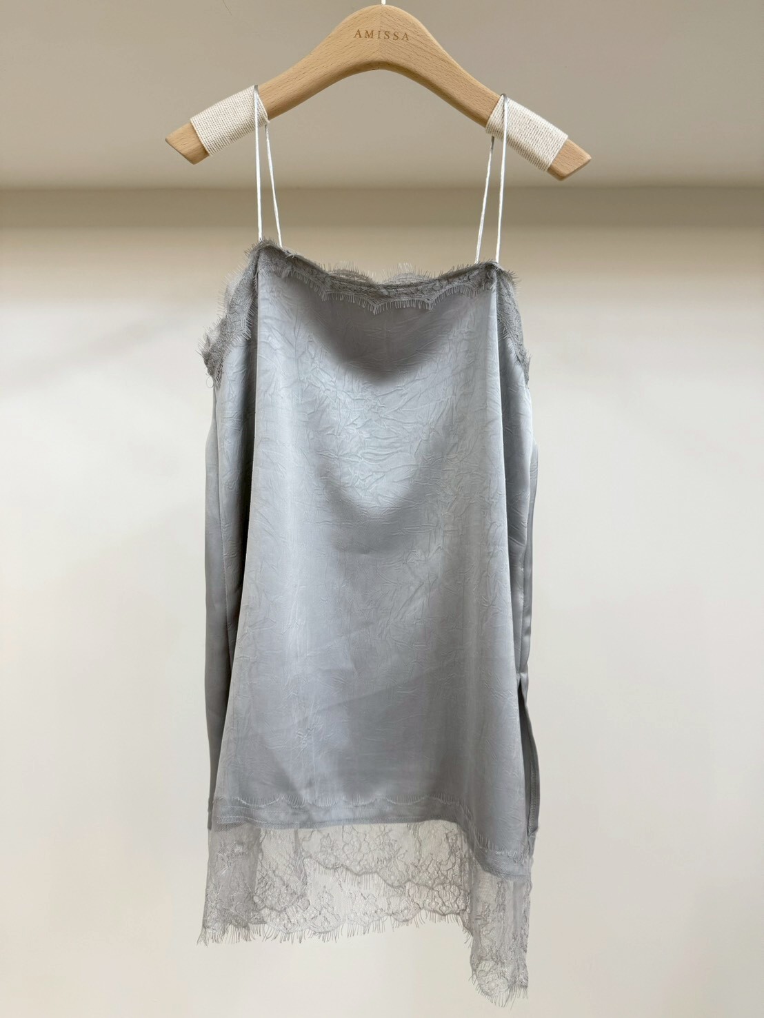 #AF26中長款平口蕾絲背心(黑/白/灰)