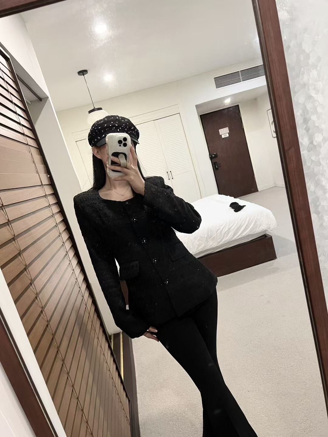 小花排釦造型方領織紋感收腰小香外套 / 2色