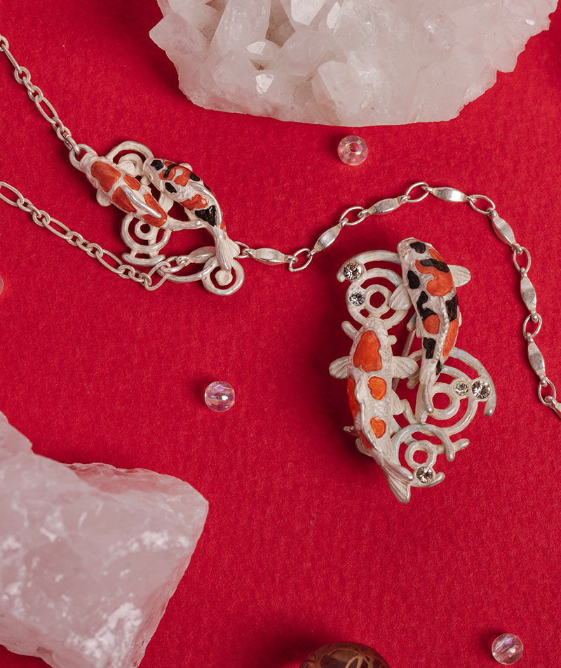 水中的錦鯉頸鏈