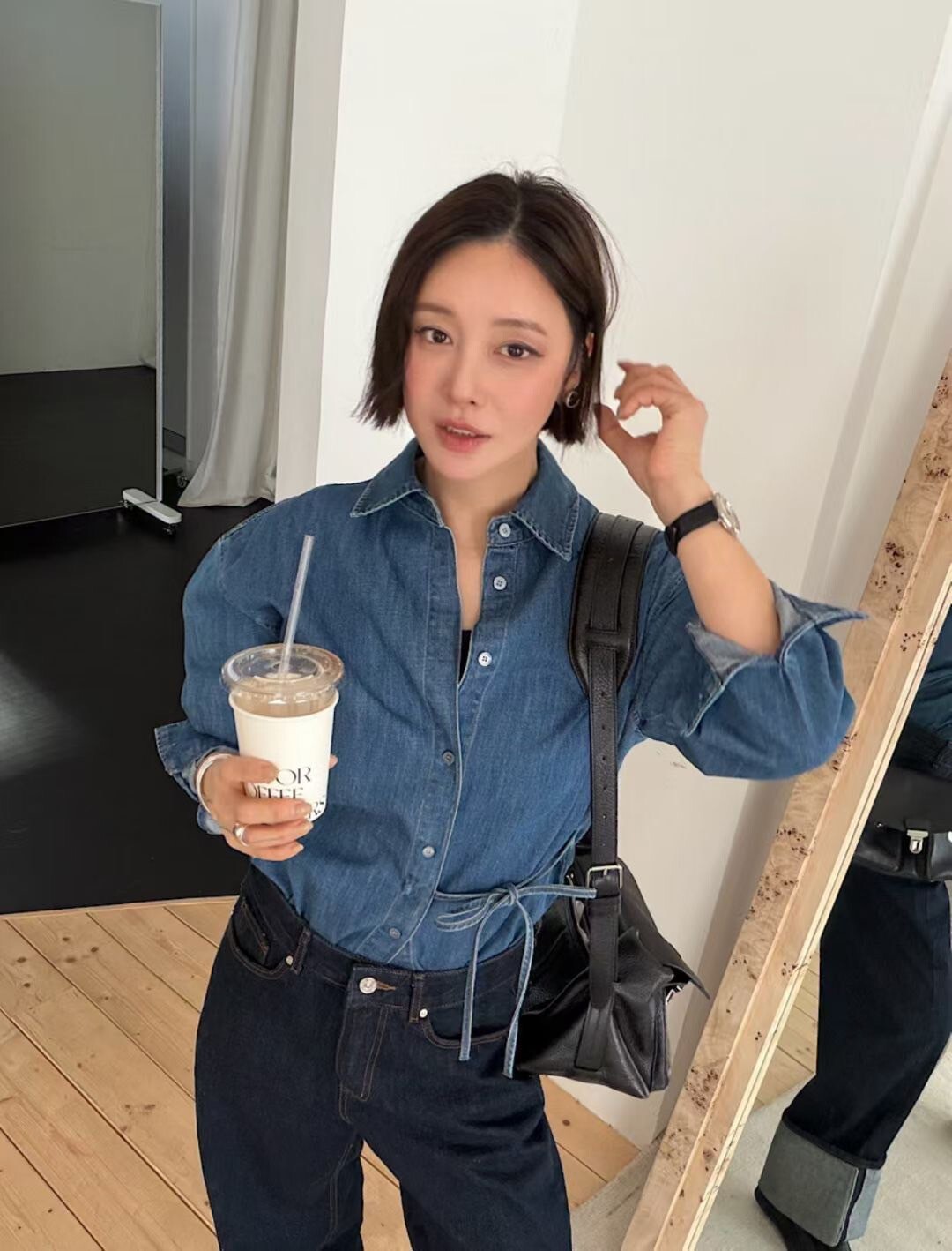 時髦女子側綁帶造型翻領牛仔襯衫 / 2色