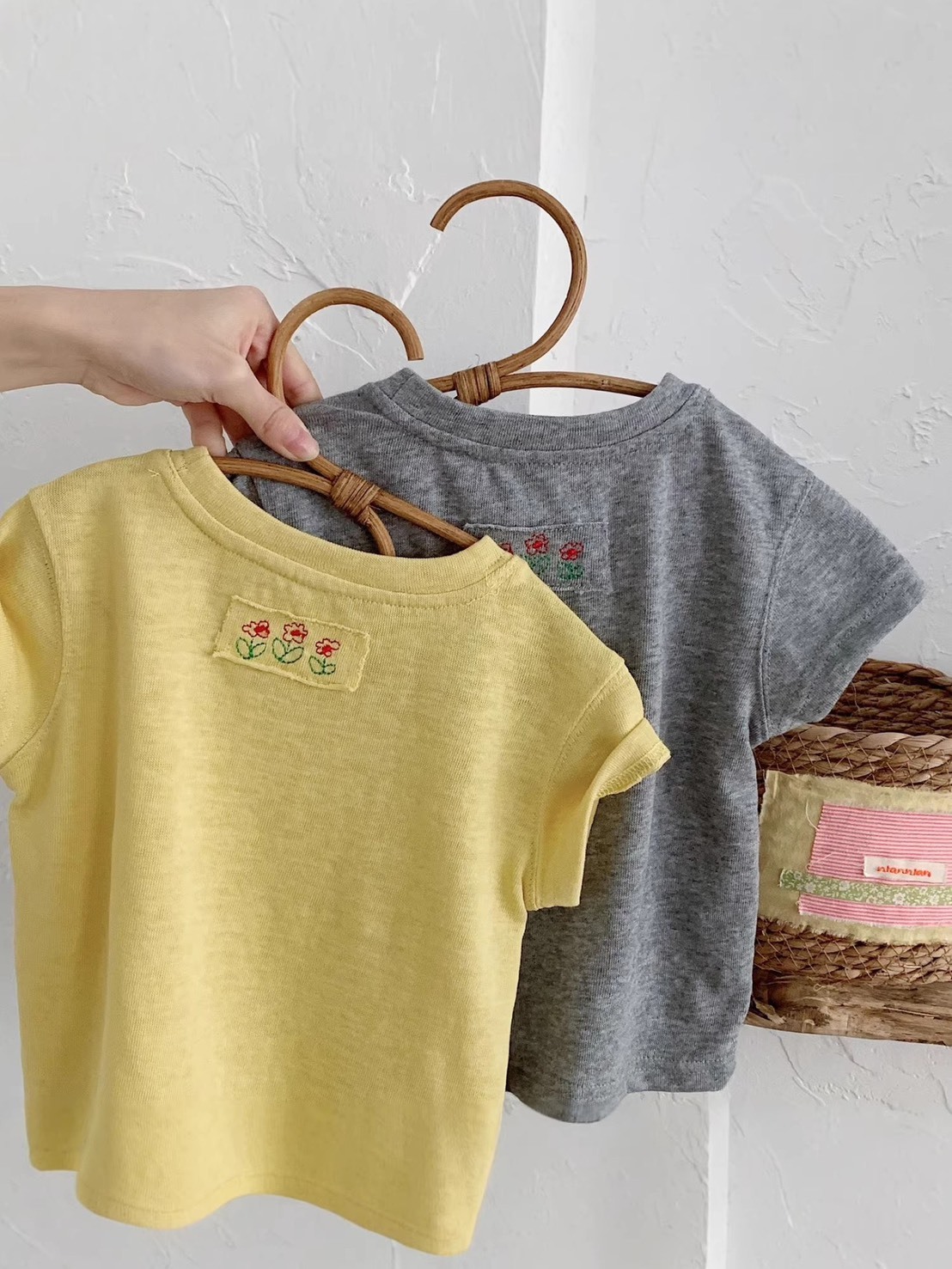 貼布小花短袖上衣