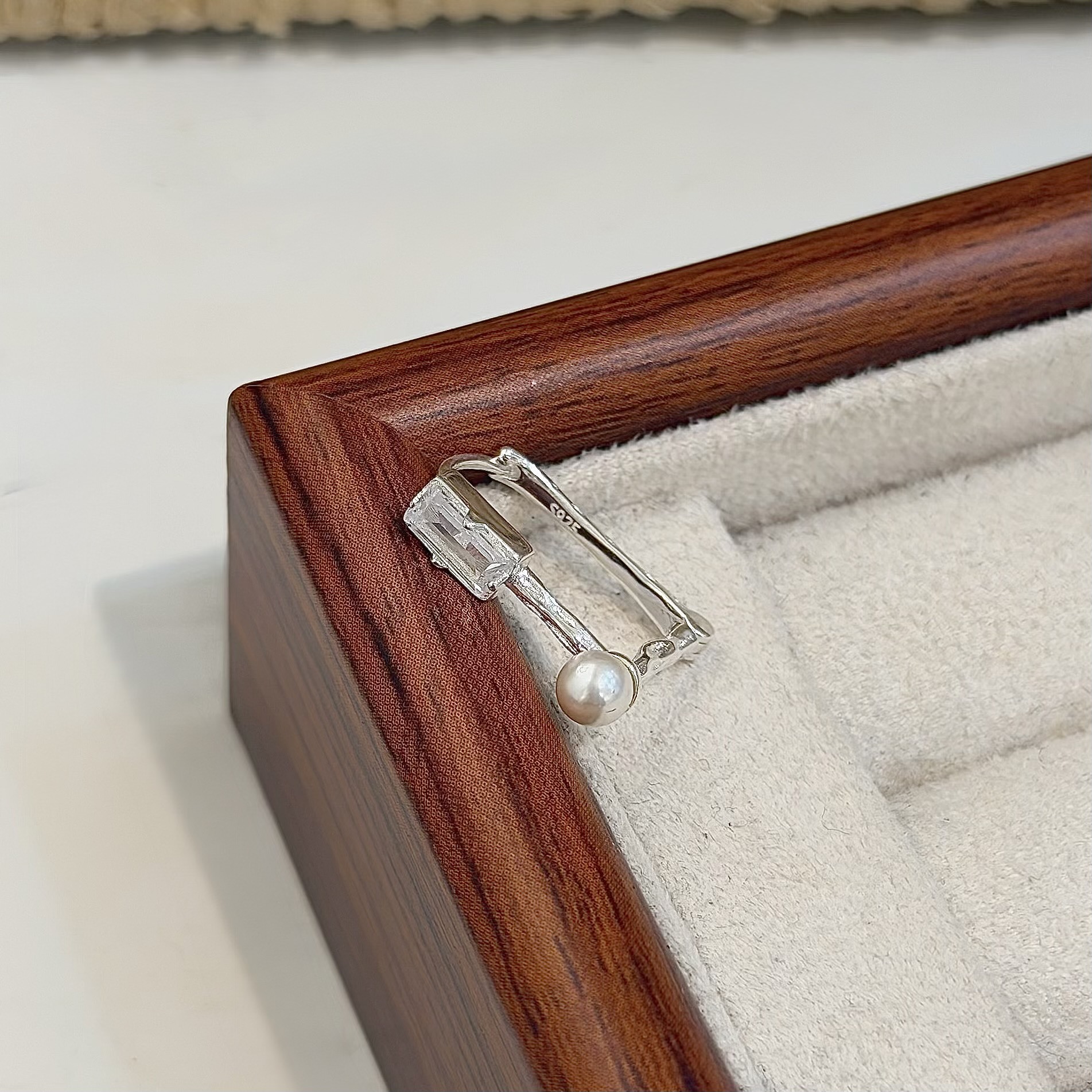 【單支販售】鋯石珍珠方形純銀易扣