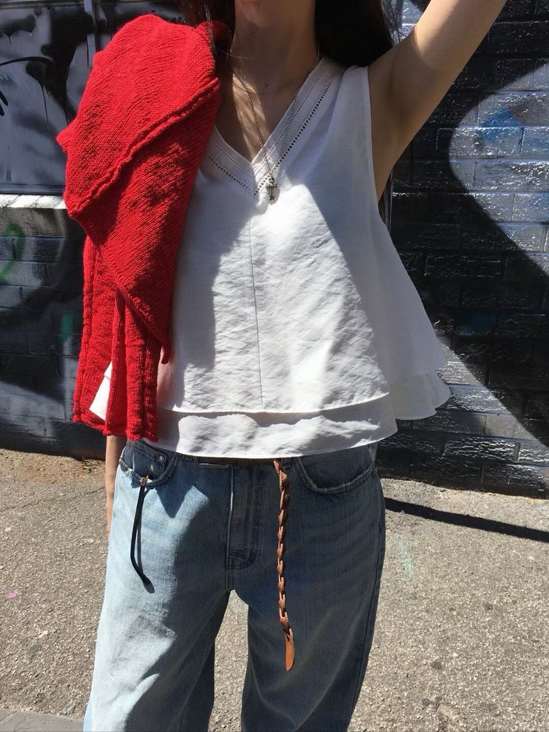 #AF42氣質波浪雪紡背心(白/卡其)