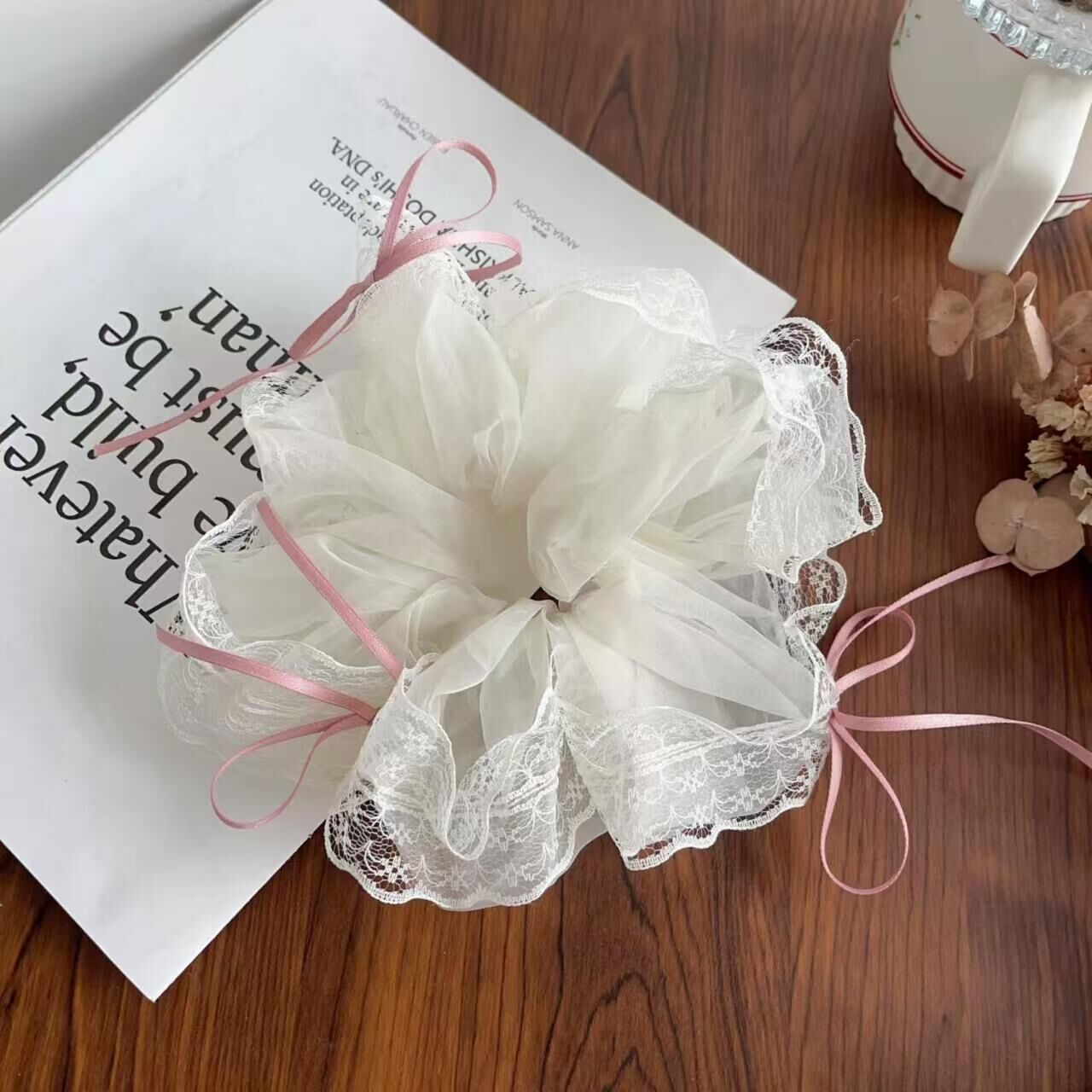 [3 FOR RM10] Fluffy Lace Bow Scrunchie