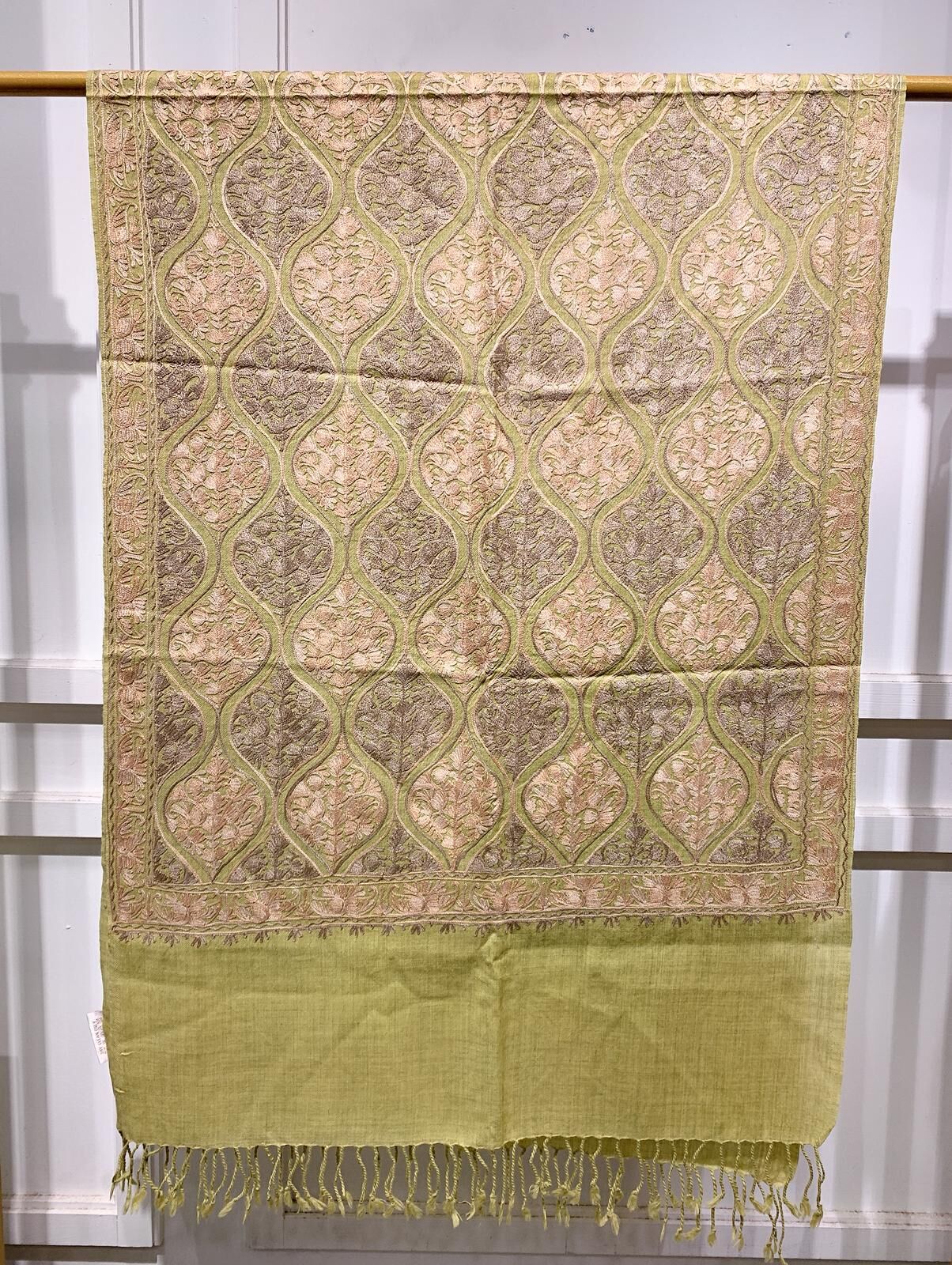 WM092 Scarfesia 綠色滿版圖案絲巾 100% Merino Wool