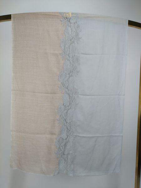 WM087 Scarfesia 淺橙配藍色絲巾 85% wool 15% silk