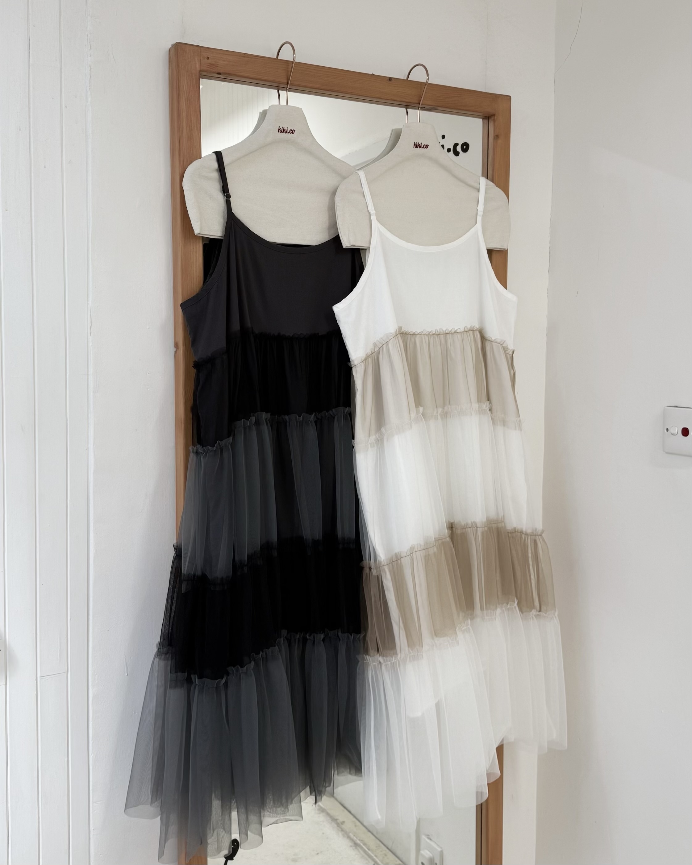 拼色可調吊帶層層紗背心Onepiece