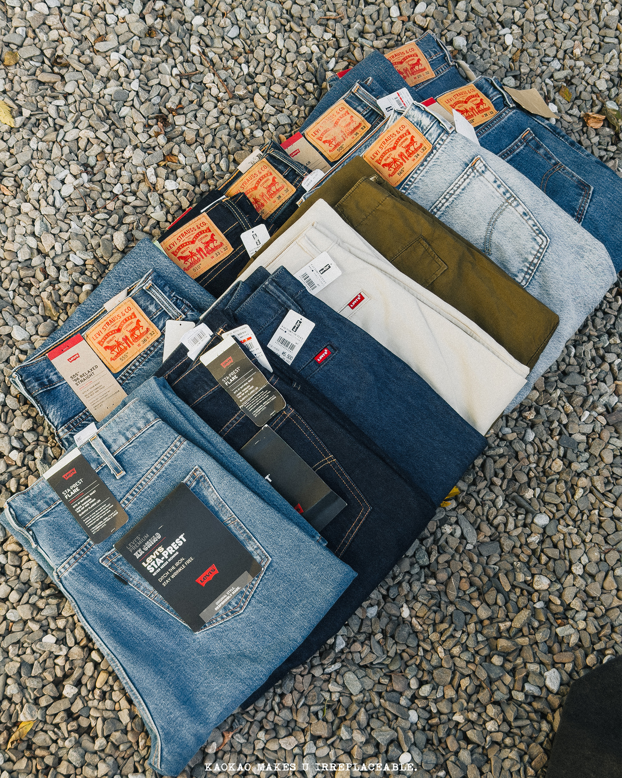 Levi’s 565 Loose Straight Fit Denim Jeans 丹寧寬鬆直筒褲【A72210028】
