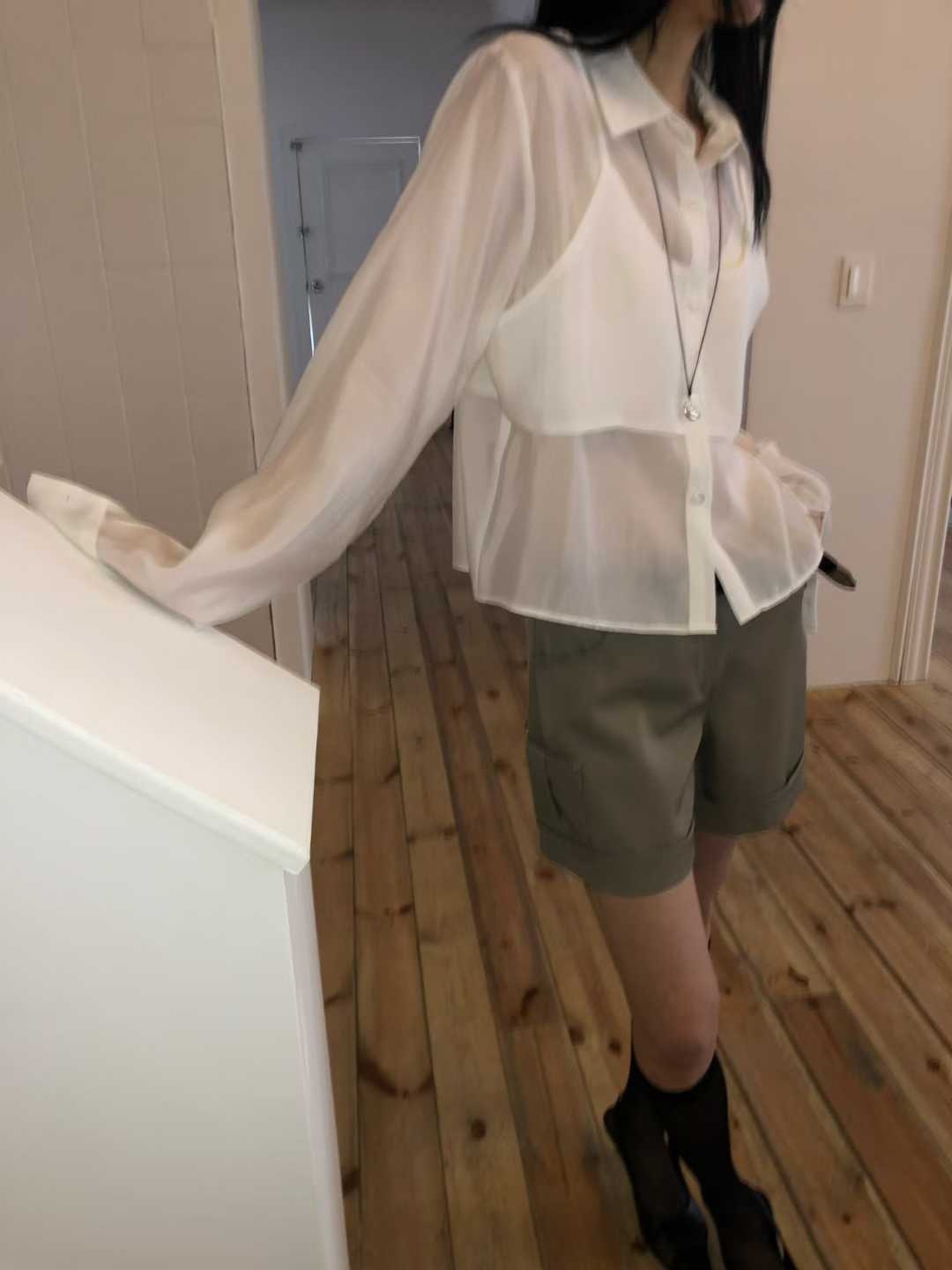 D06-假兩件短版光澤襯衫(3色)