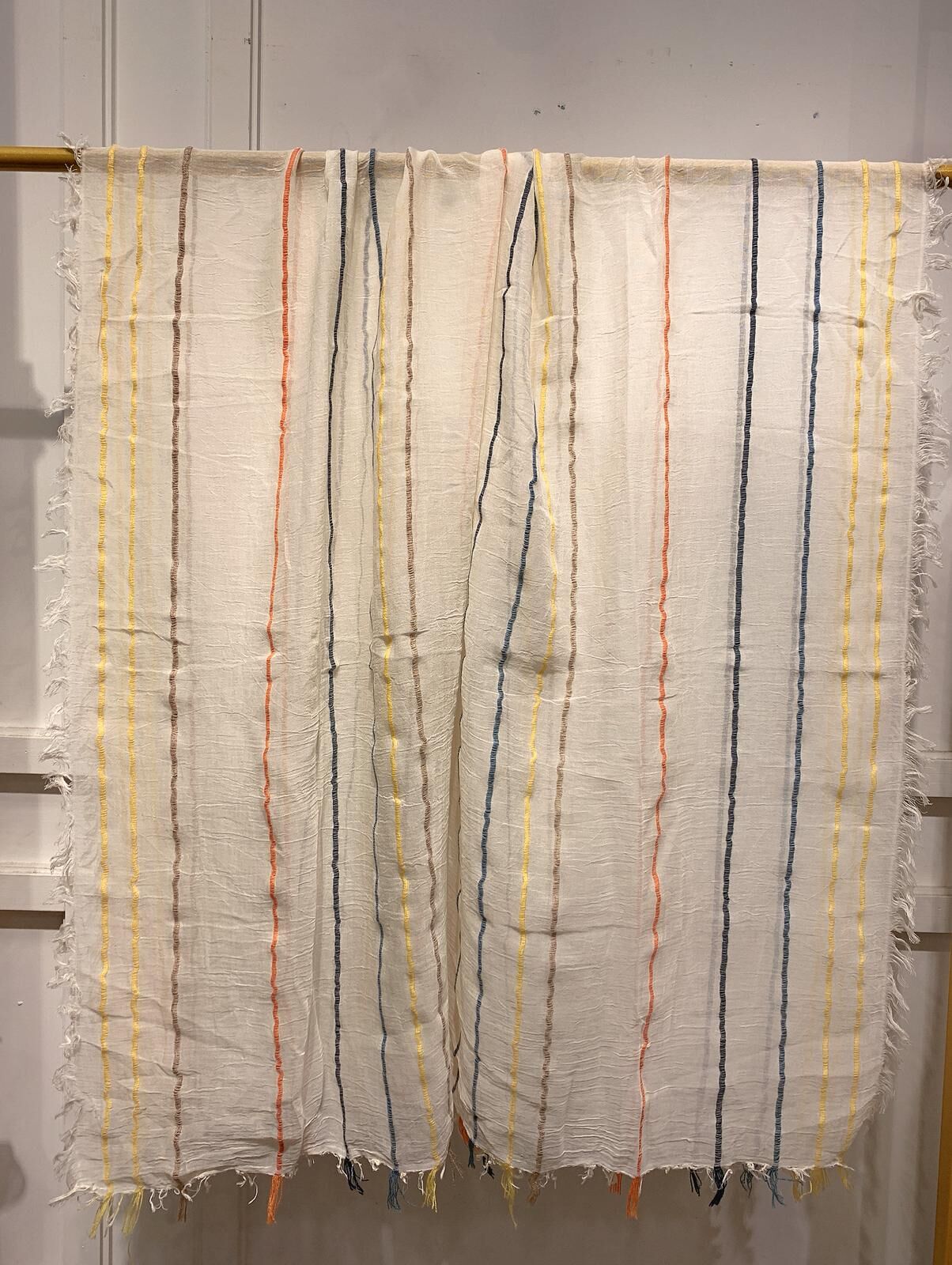 WM054 Scarfesia 杏色配彩色線條絲巾 55% Wool 45% Cotton