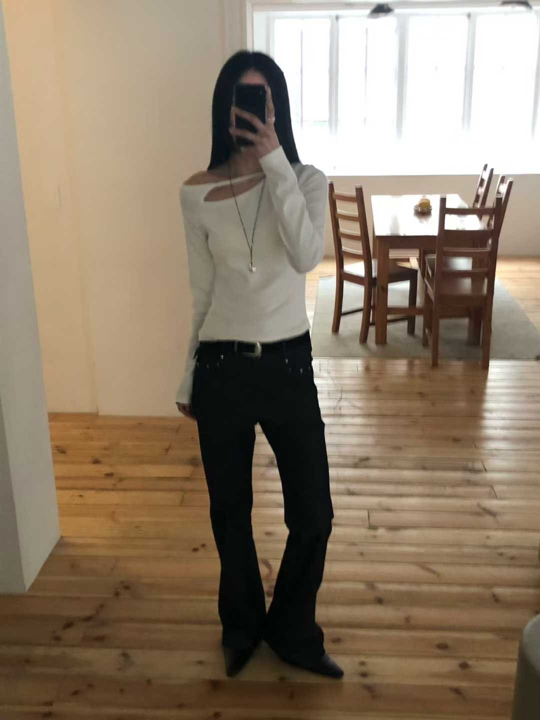 D04-辣感挖洞棉質上衣(4色)