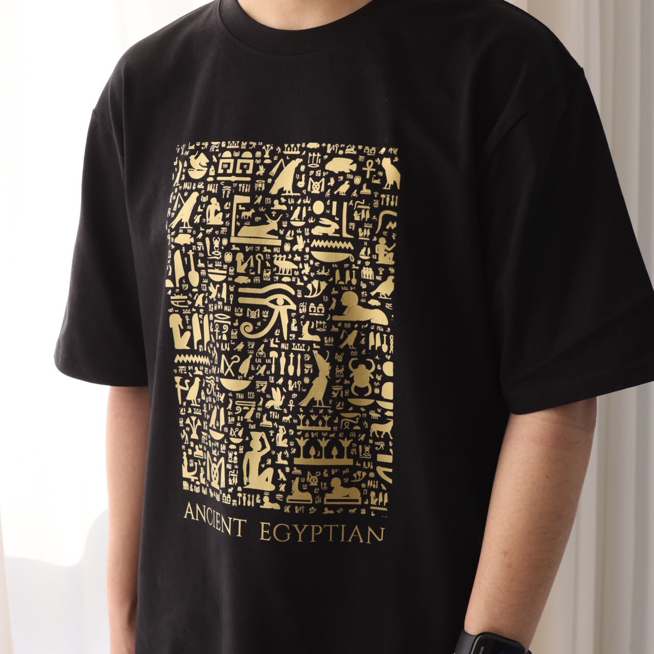 世界古文明藝術T恤｜金色石碑 黑