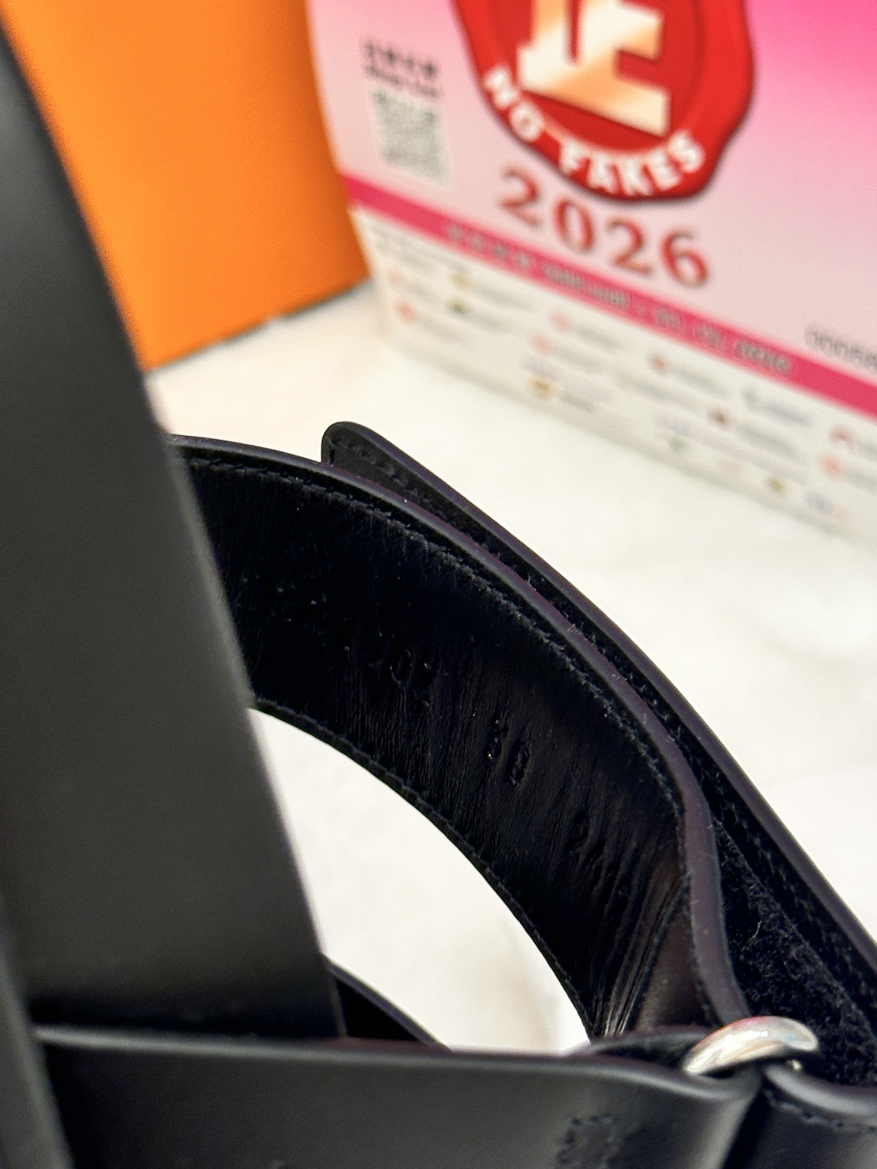Hermès Chypre black sandals size 38 (women)