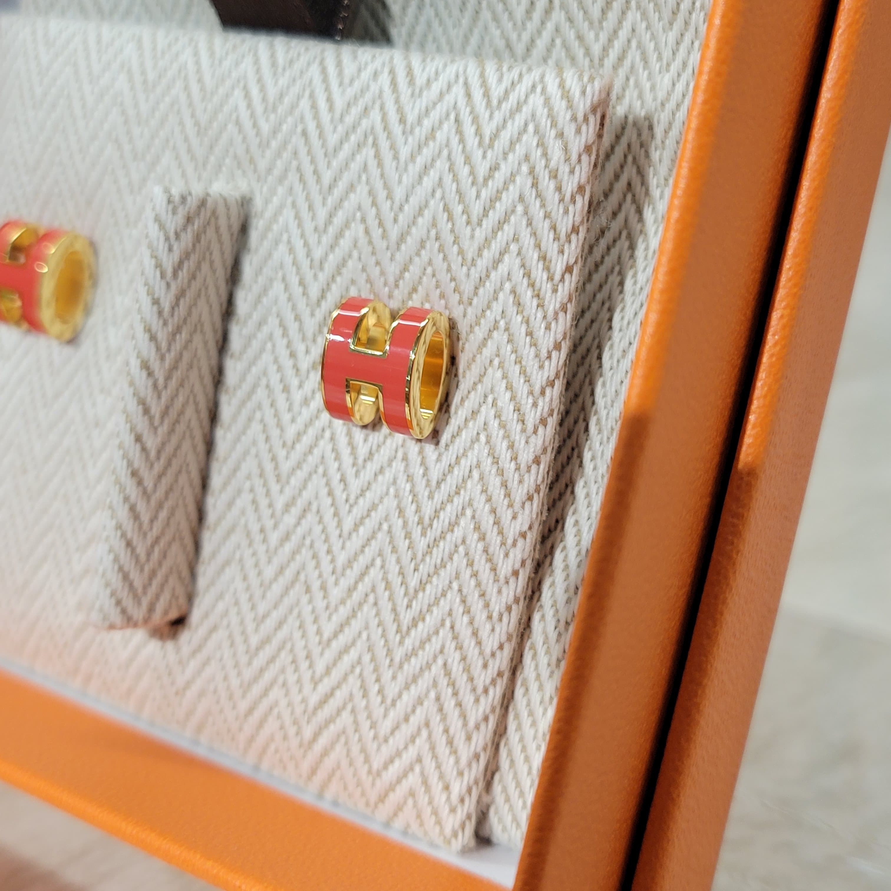 HERMES Mini Pop H earrings orange field F 原野橙/金