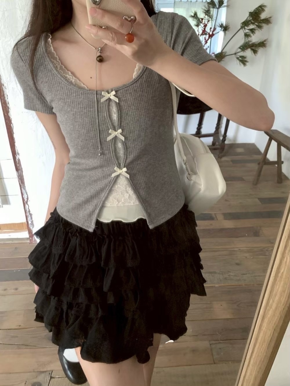 A127 現貨韓系蝴蝶蕾絲短袖