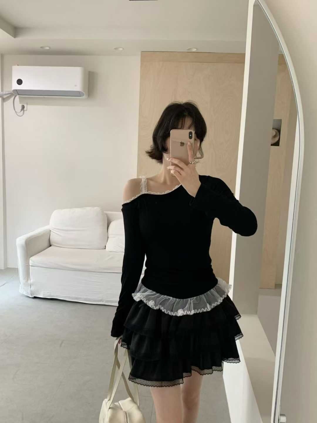 Mar6109 本期推薦! 芭蕾舞小小玫瑰軟蕾絲細坑條彈性上衣