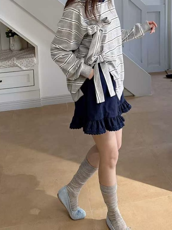 Mar6111 法國娃娃 瘦瘦腿提花荷葉滾邊休閒短褲