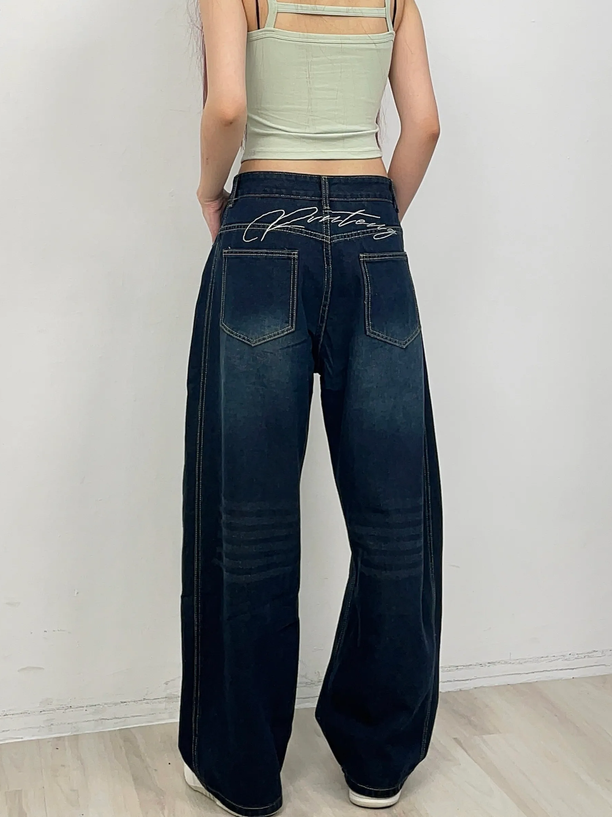 A156 現貨美式復古刺繡彎刀褲