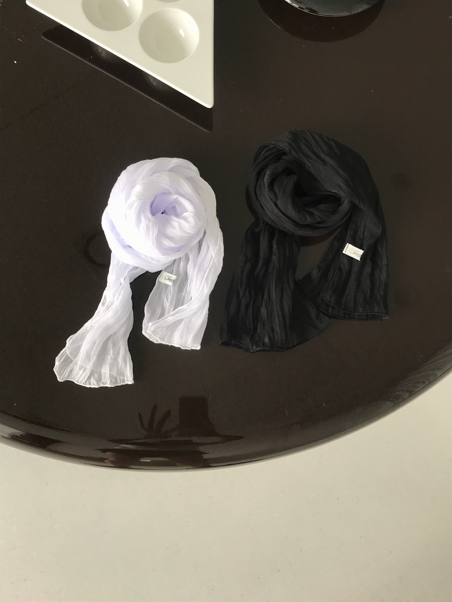 春天的小點綴 皺皺圍脖(白/黑)