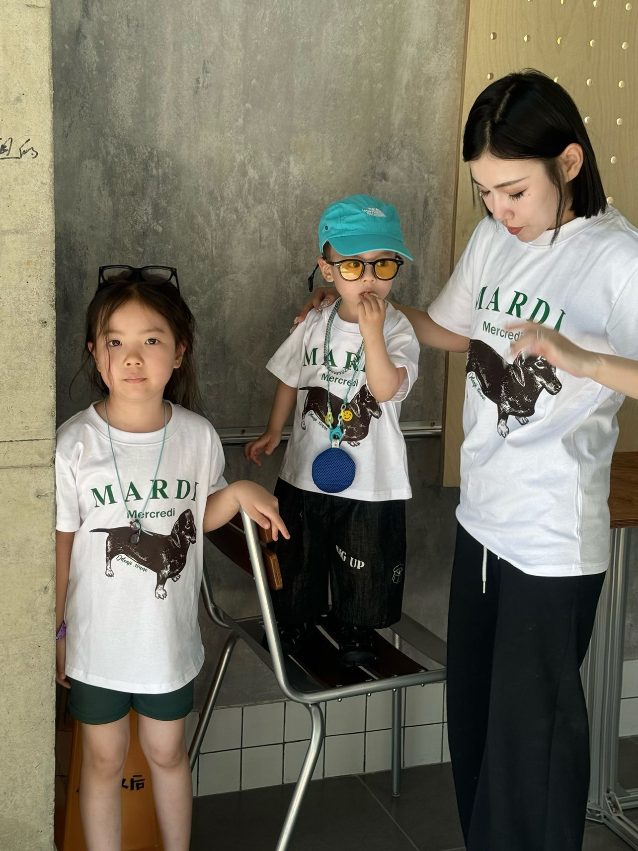 𝐌𝐚𝐫𝐝𝐢 臘腸狗親子上衣 成人尺碼  2026年第2團