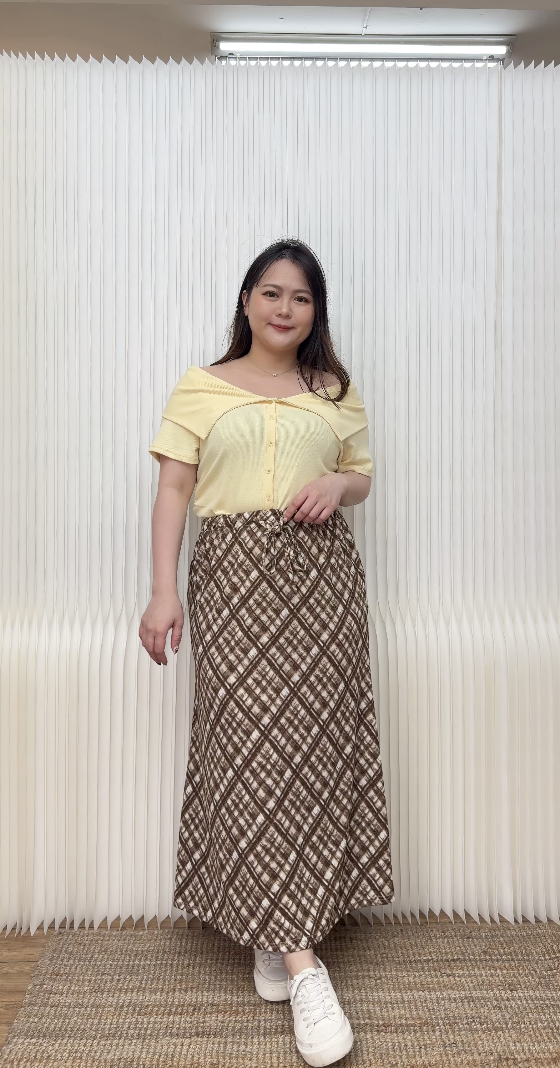 01.大翻領排釦上衣