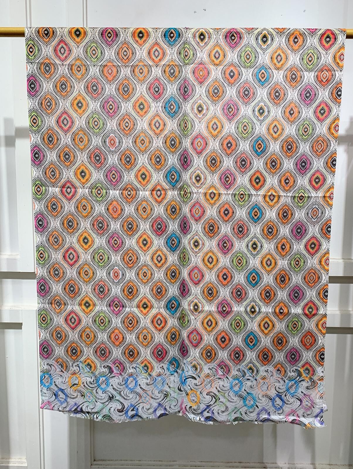 WM046 Scarfesia 彩色滿版圖案絲巾 45% Modal 45% Cotton 10% Silk