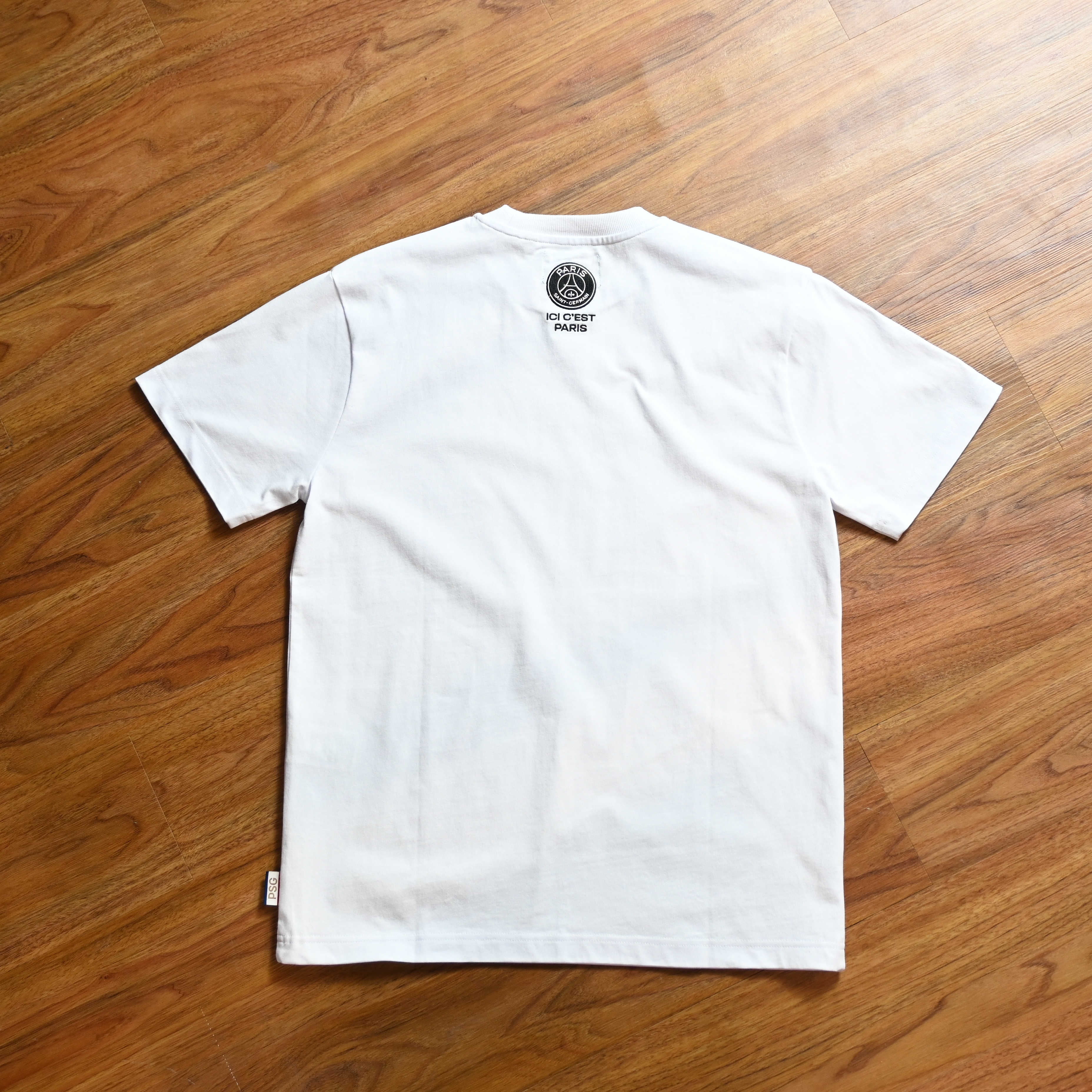 Paris Saint-Germain Paris Logo Tee (JP Exclusive)