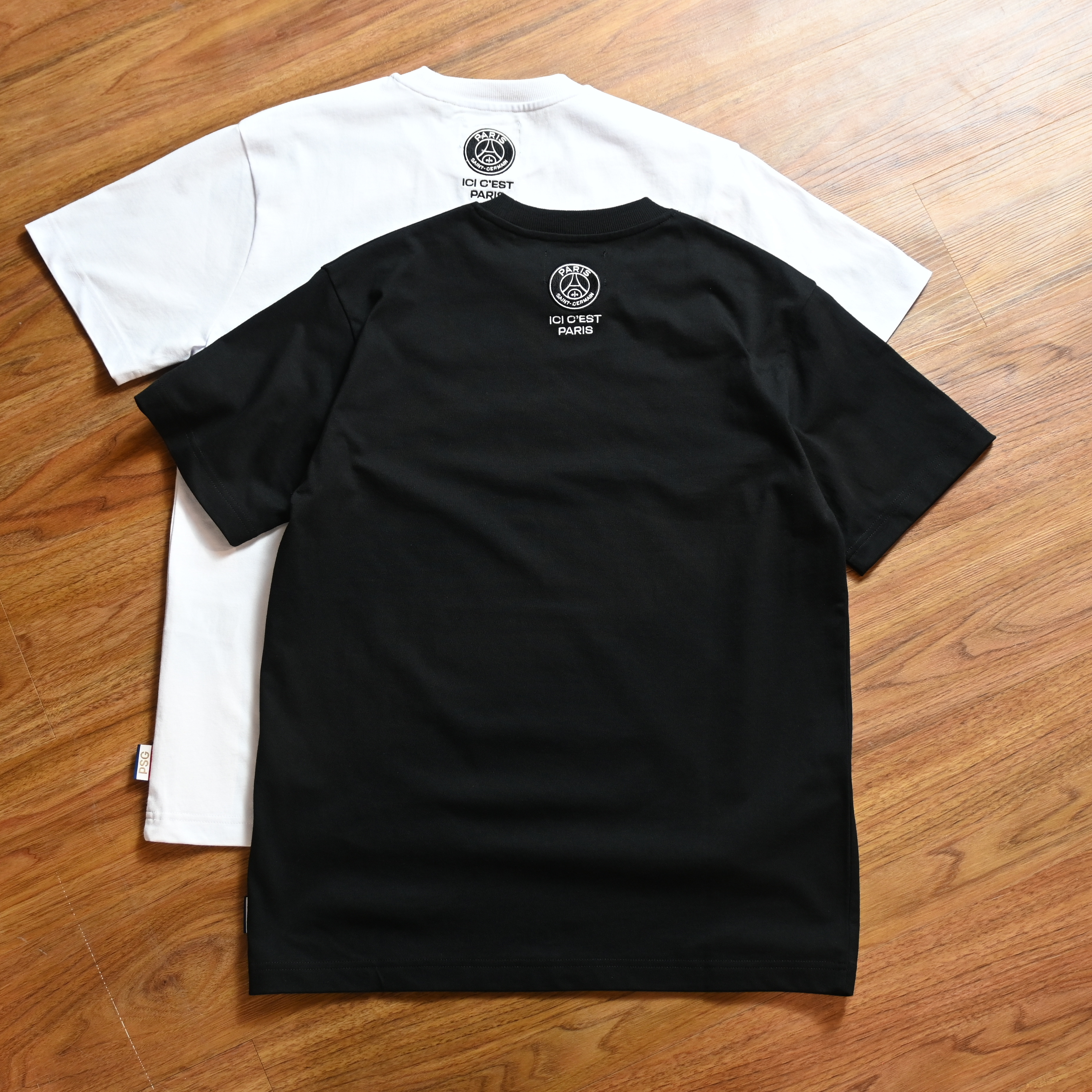 Paris Saint-Germain Paris Logo Tee (JP Exclusive)