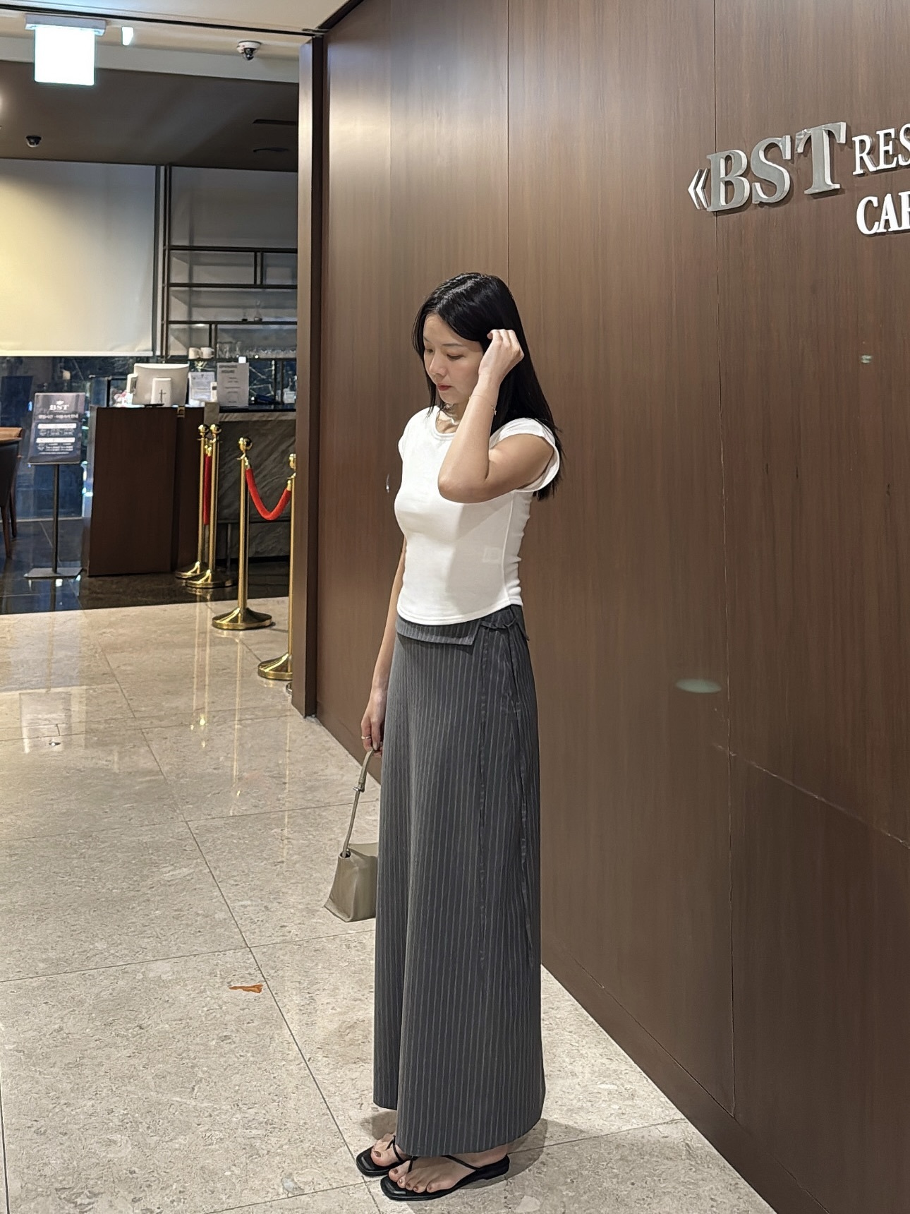 S06 圓弧下擺 加絨簡約t (黑/灰/紅/白)