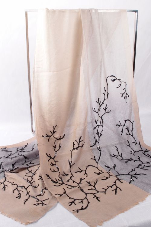 WM037 Scarfesia 透杏色配不規則黑線條絲巾 40%Wool 30%Cotton 30%Silk