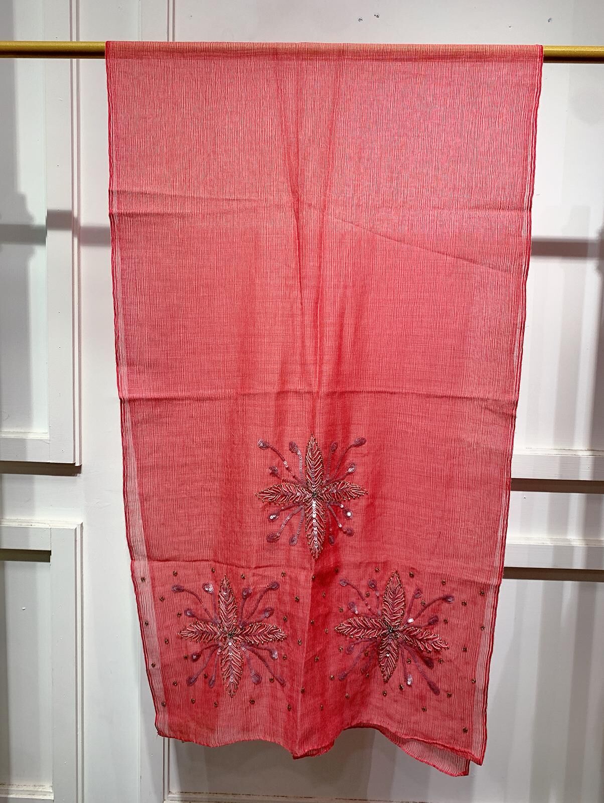 WM024 Scarfesia 透紅色配煙花圖案絲巾 75% Wool 25% Silk