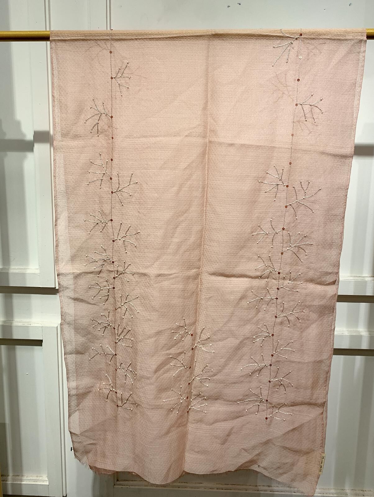 WM022 Scarfesia 淺杏色小線條絲巾 75% Wool 25% Silk