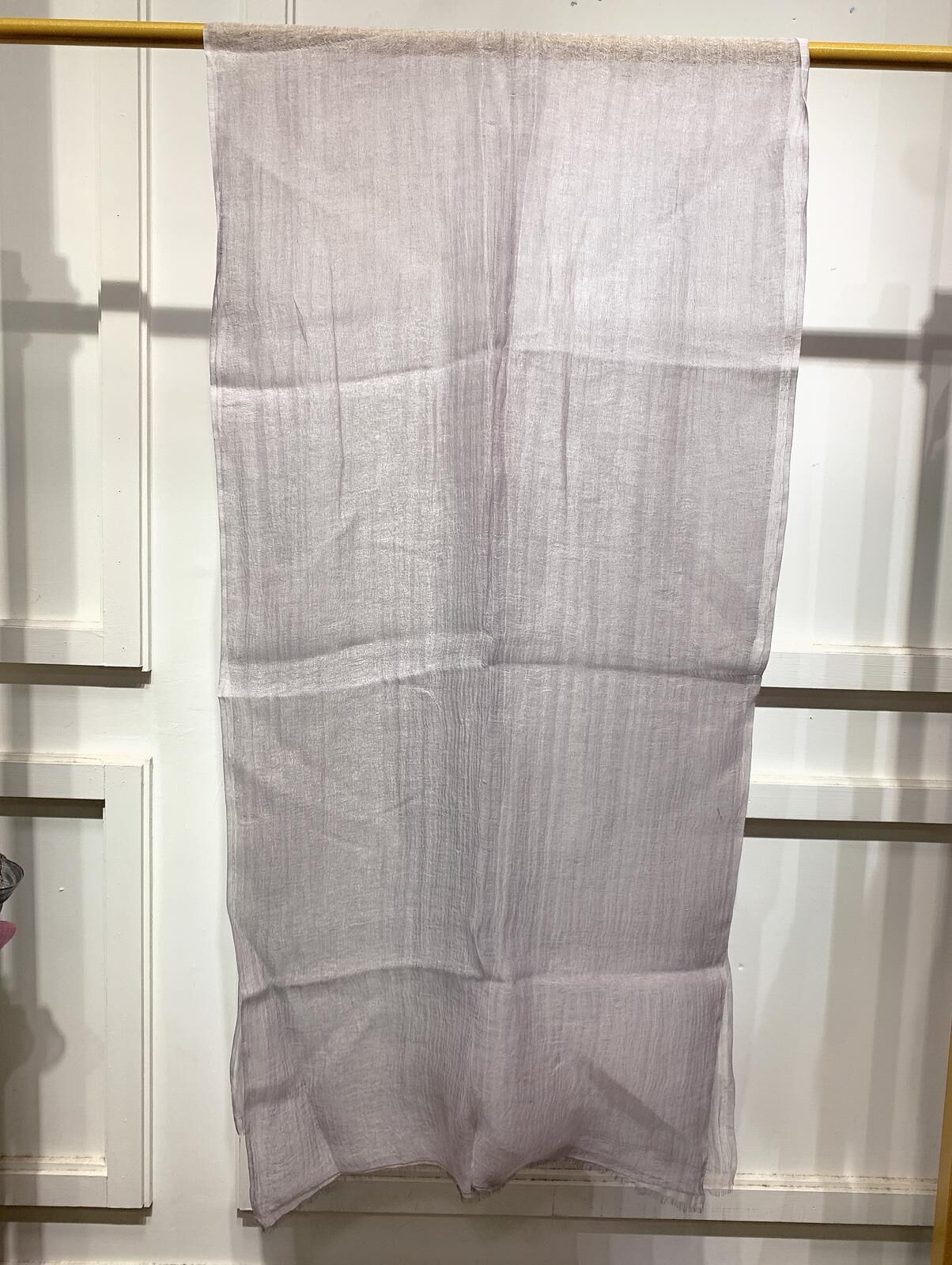 WM013 Scarfesia 灰紫色絲巾 80% Silk 20% Metalised Yarn