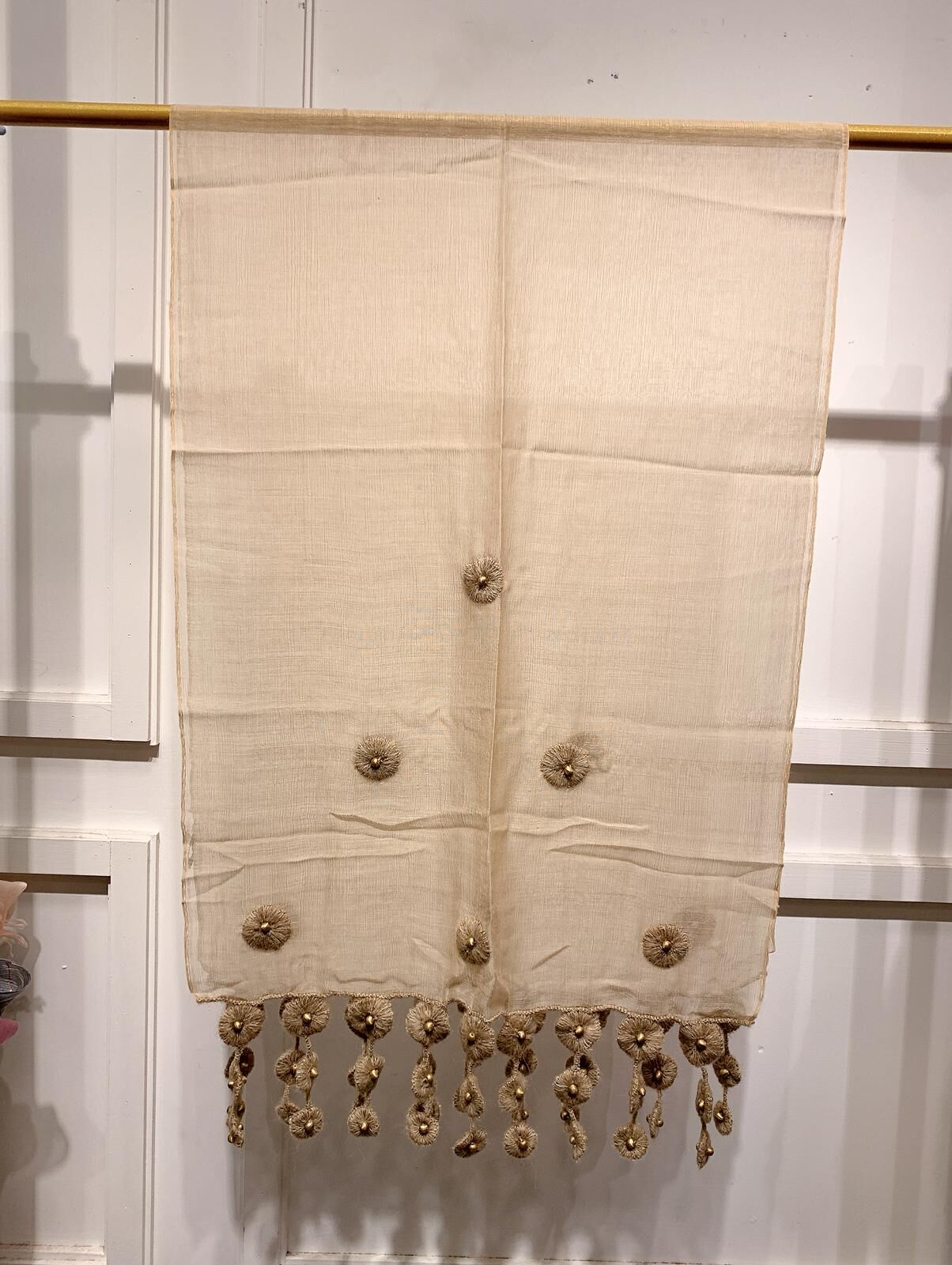 WM011 Scarfesia 杏色配啡色波波流蘇絲巾 75% Wool 25% Silk