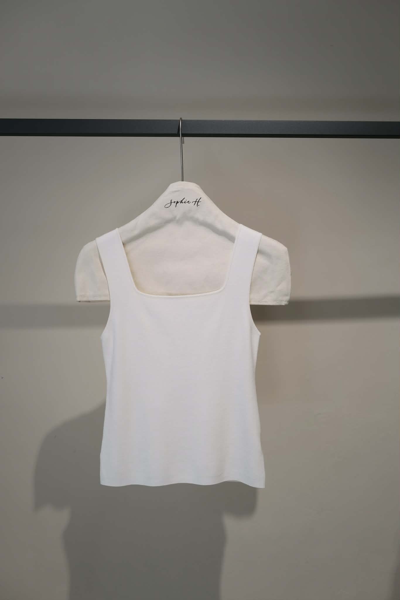 MA17 氣質方領針織背心