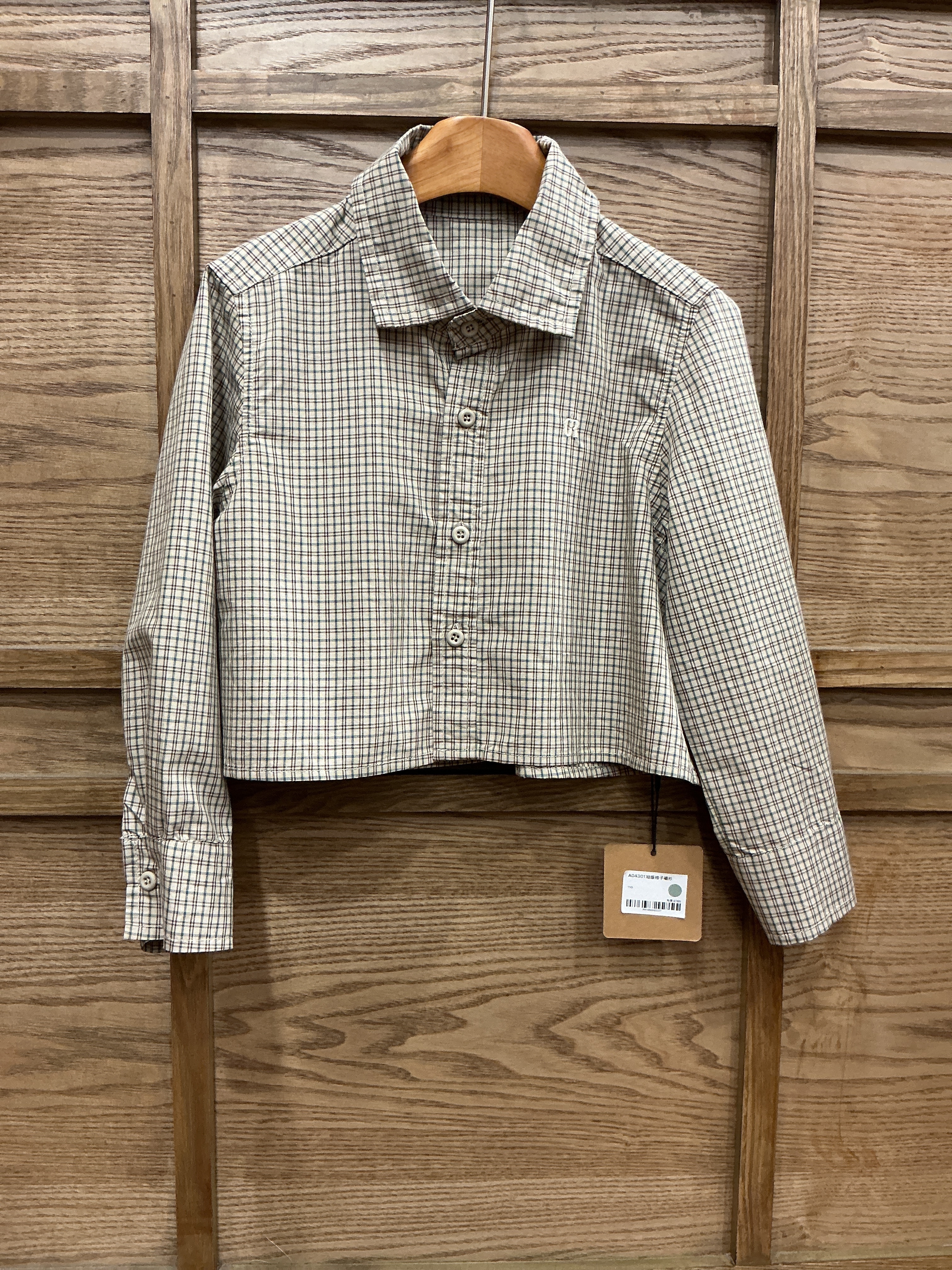 A04301短版格子襯衫