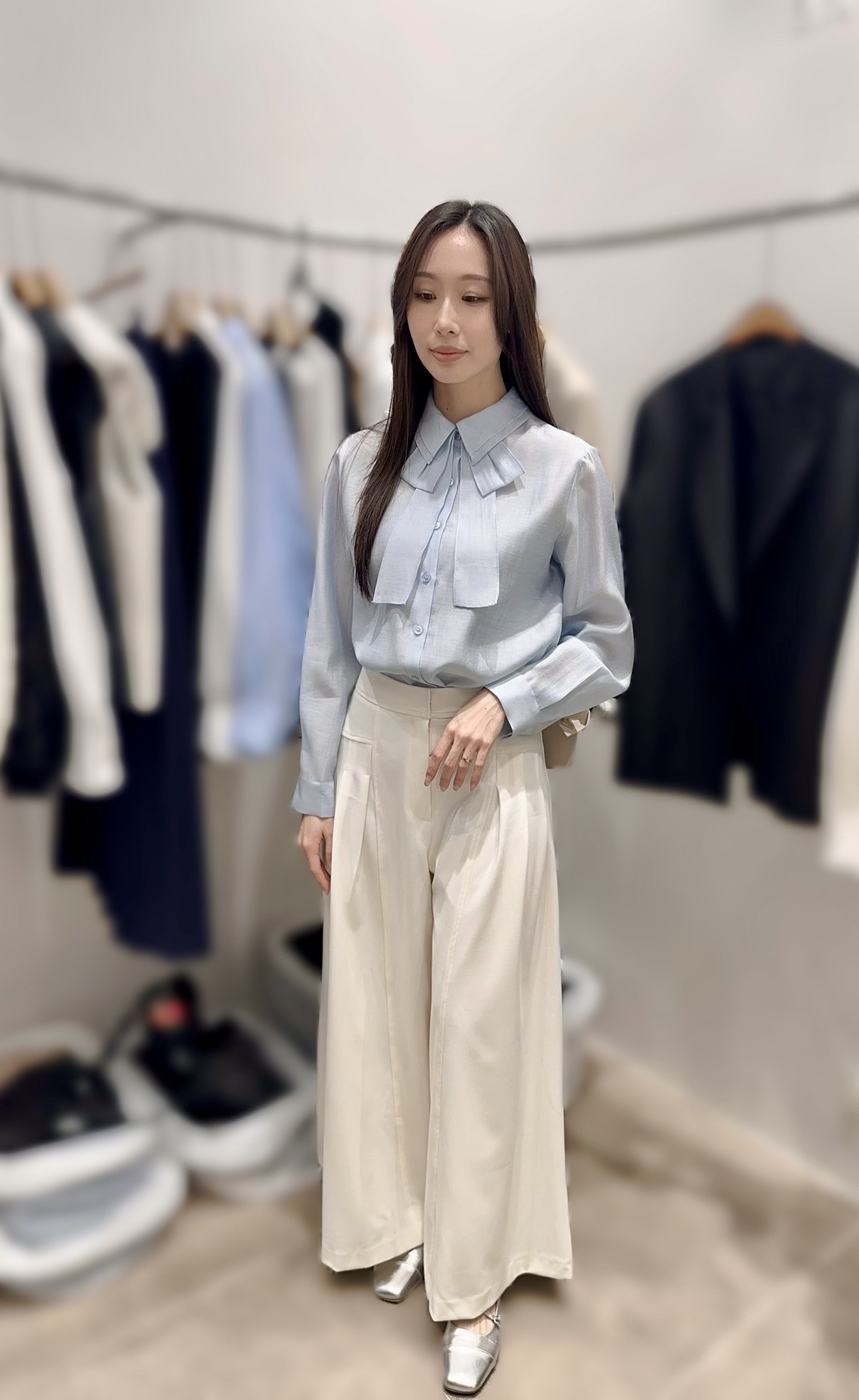 EN21 褲S:腰26 Hip 43 長38.5 M:腰28 Hip45 長39 $509 (一口價)