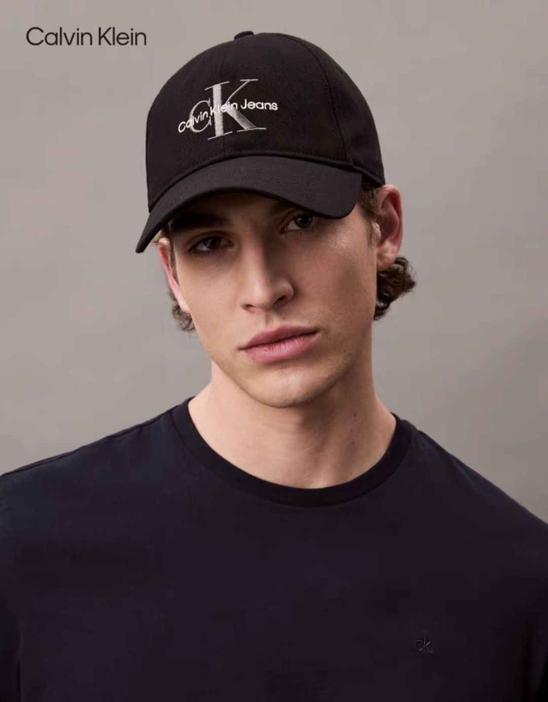 Calvin Klein 黑色洗水鴨咀帽 cap