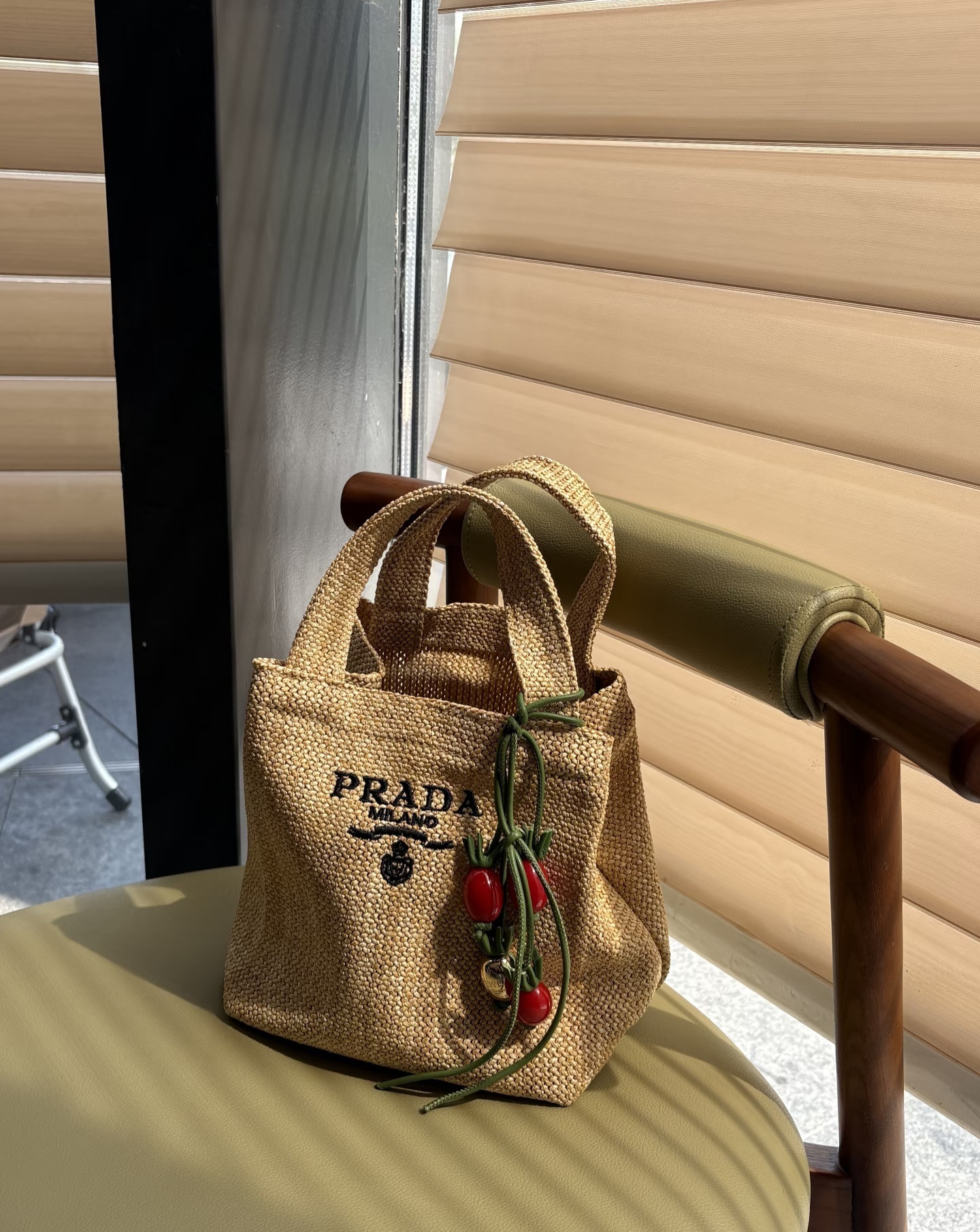 Prada beauty Gift mini Tote 贈品編織小袋仔