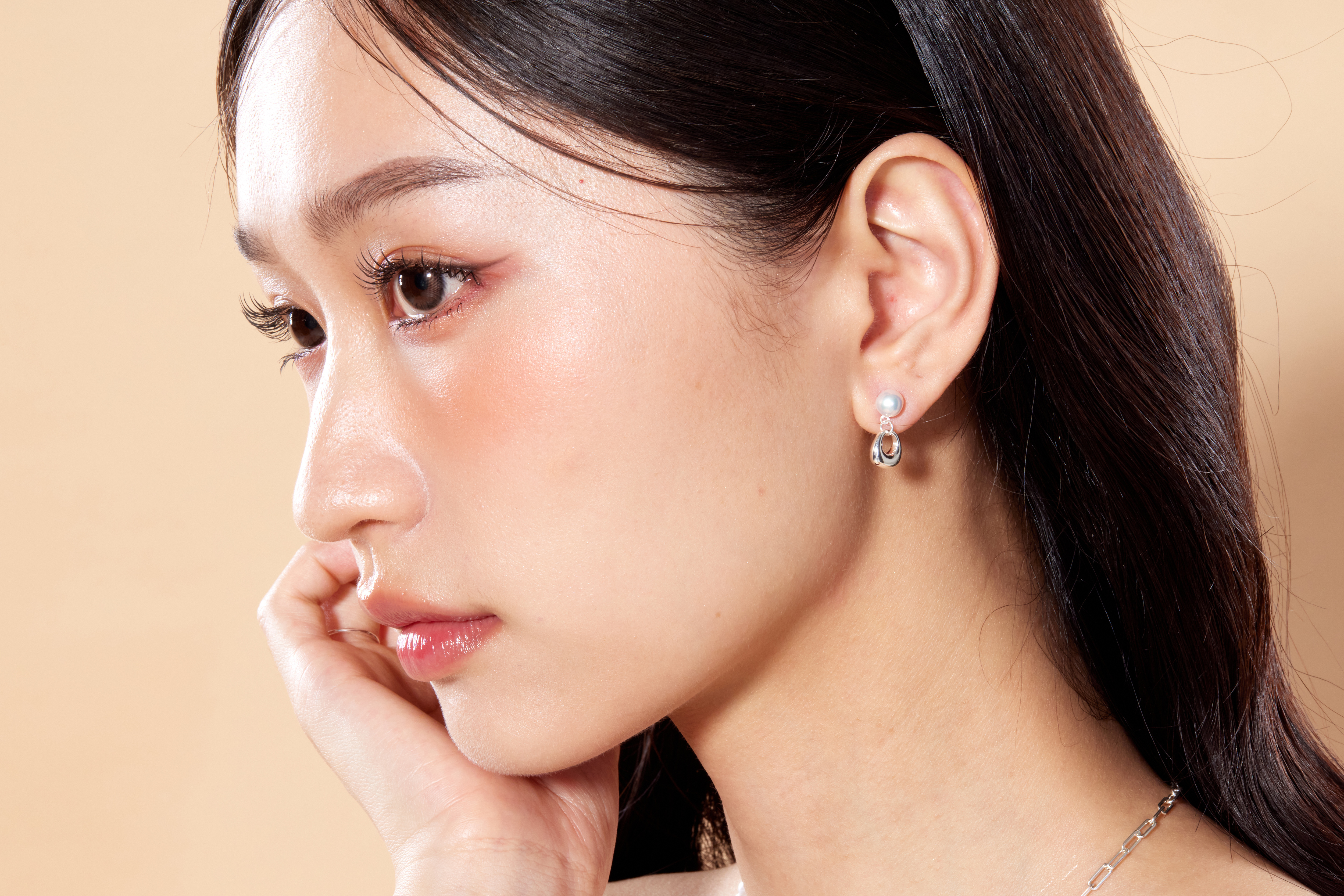 E2690 | 純銀U型珍珠耳環