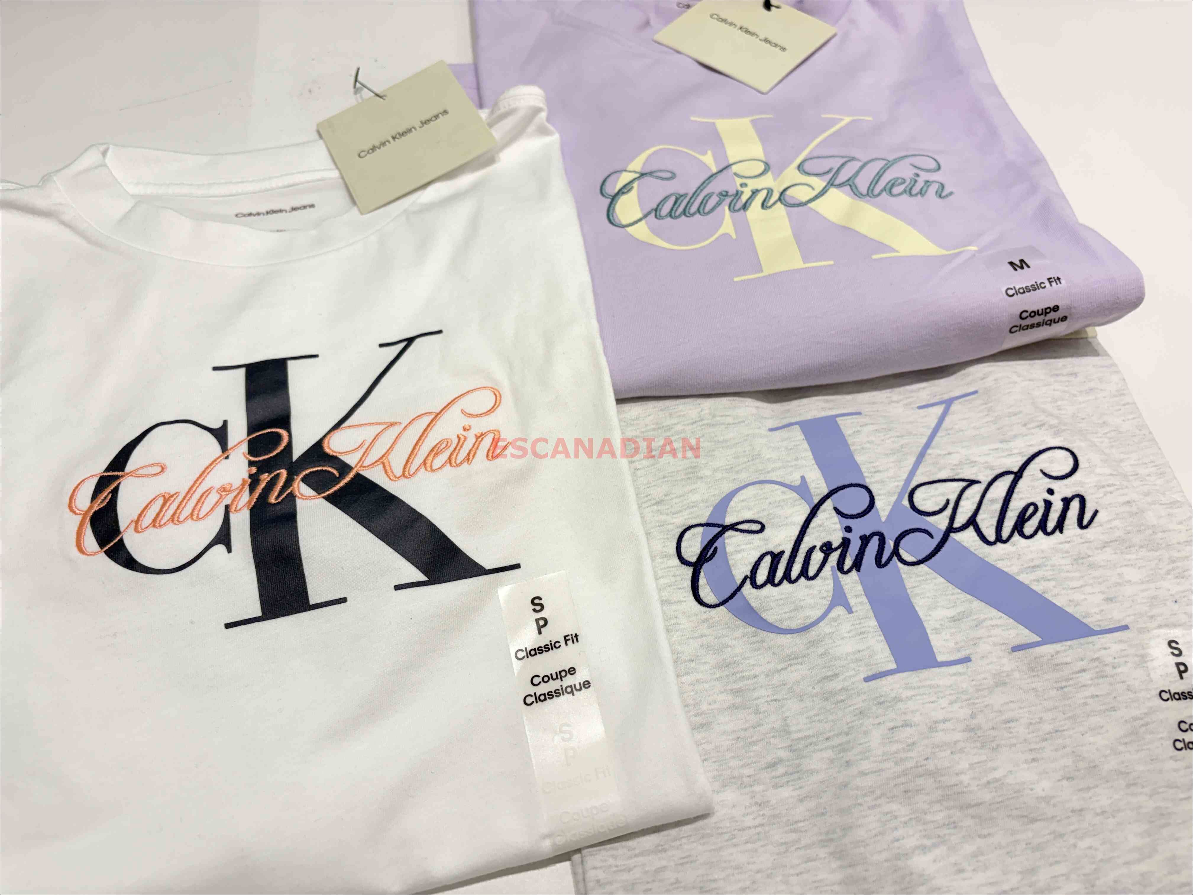 CK 女大人 經典刺繡草寫字樣 短TEE (3色) (Class fit)