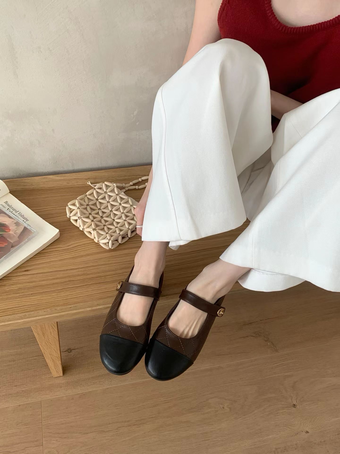 小香拼接魔鬼氈單鞋