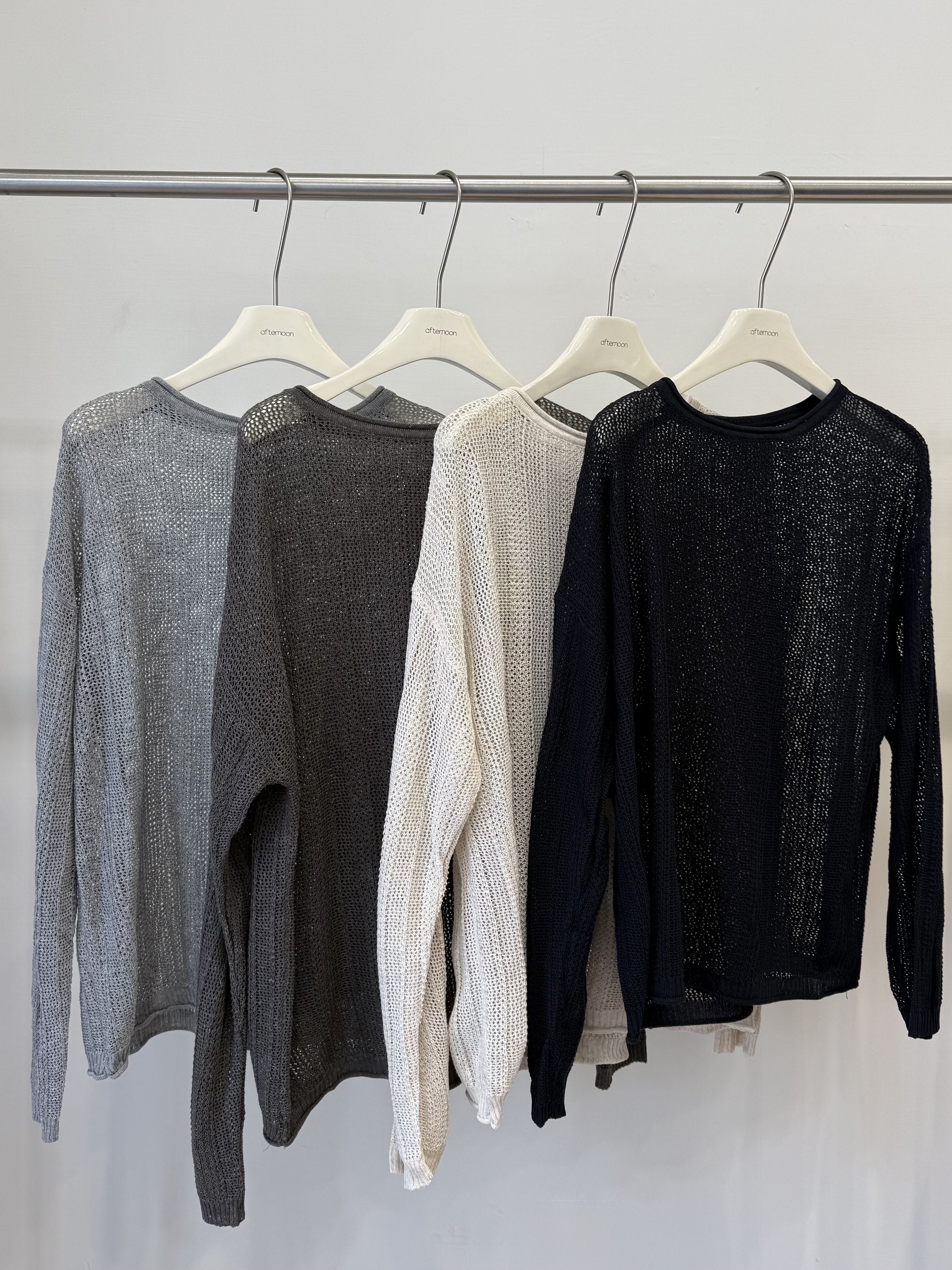 258 輕透洞洞針織罩衫