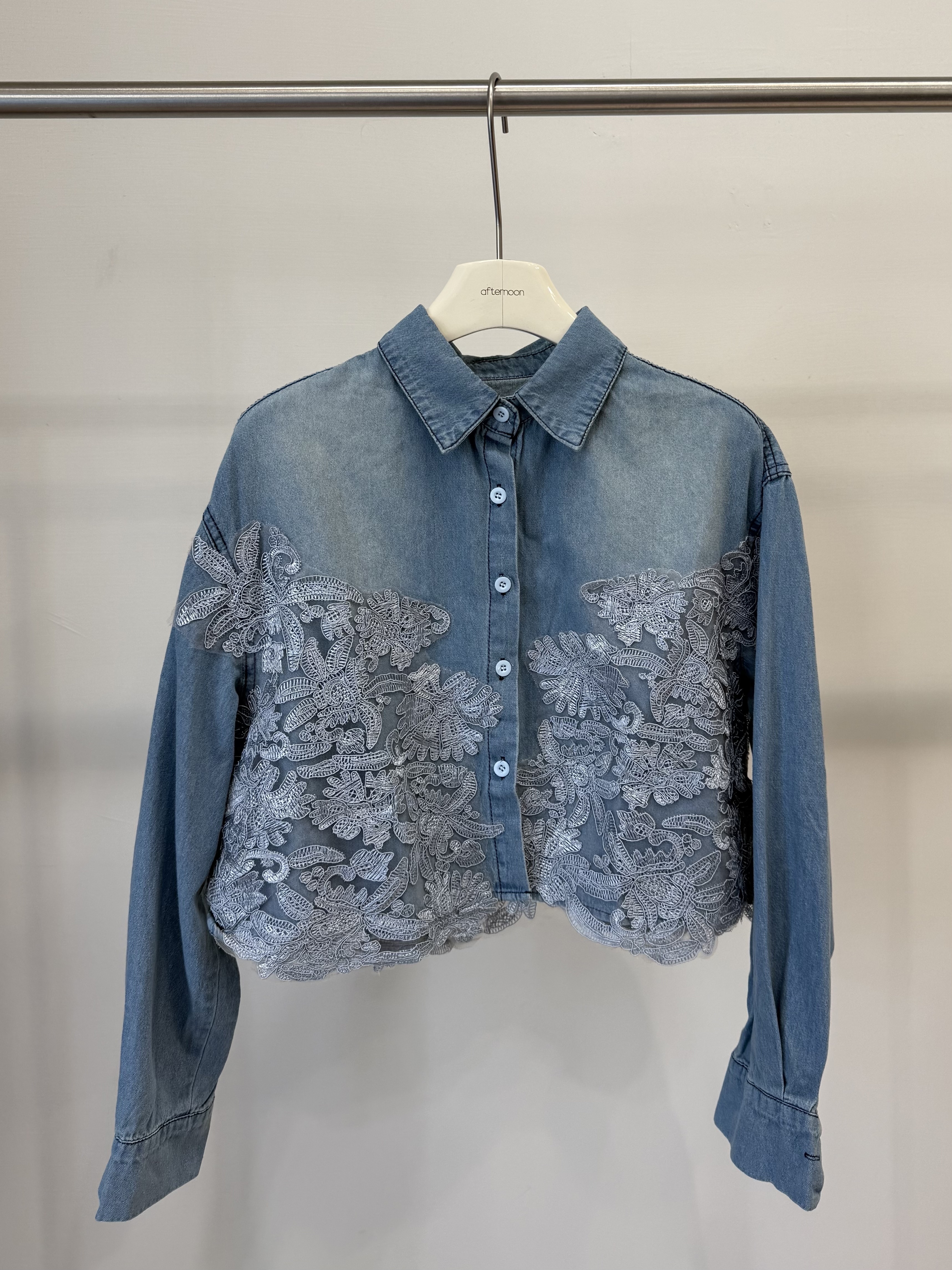 026 短版緹花牛仔襯衫