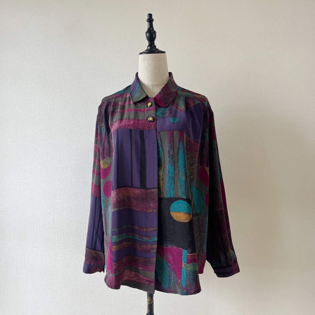 日本製紫色藝術風幾何圖案古著上衣
